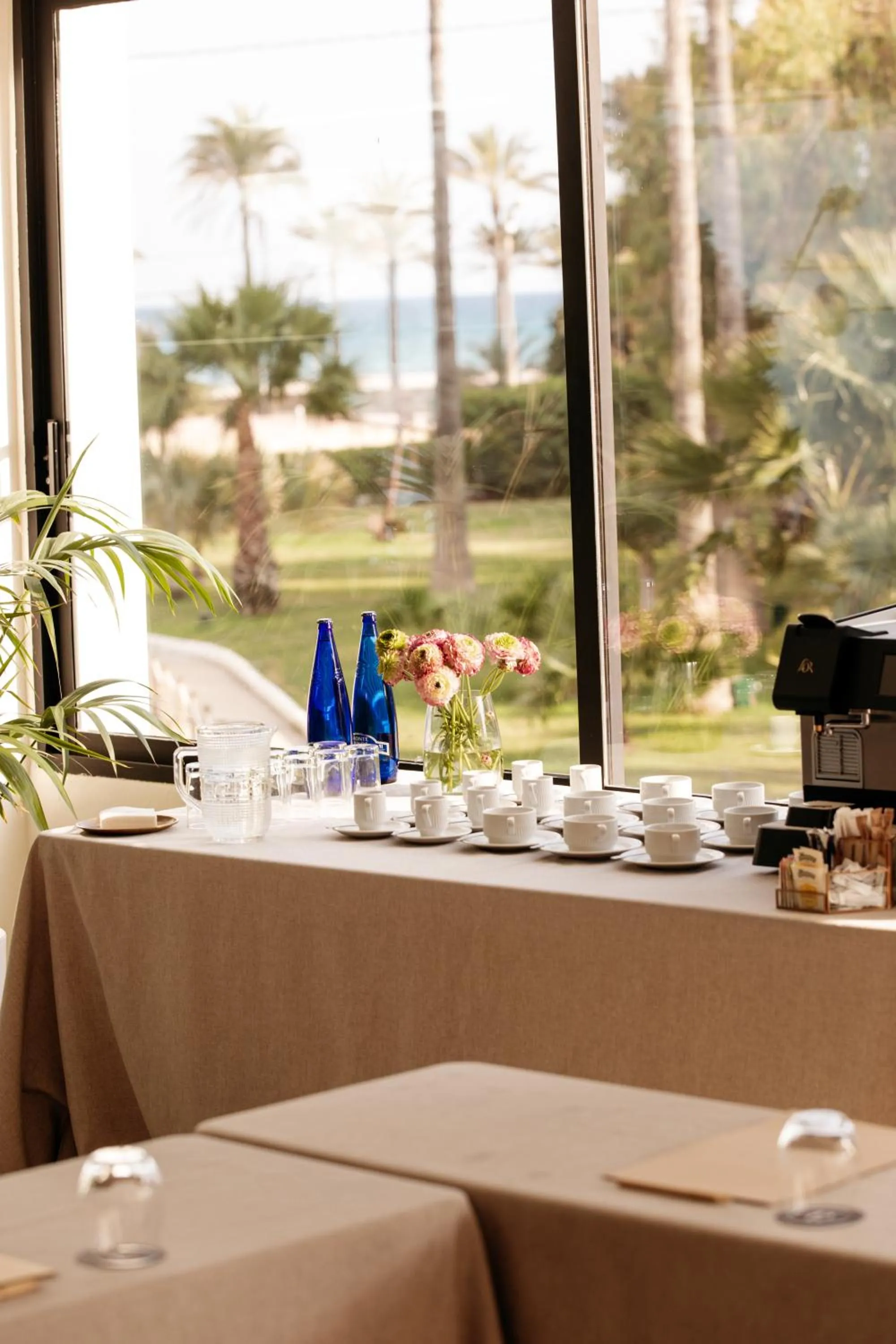 Meeting/conference room in Hotel Almirante