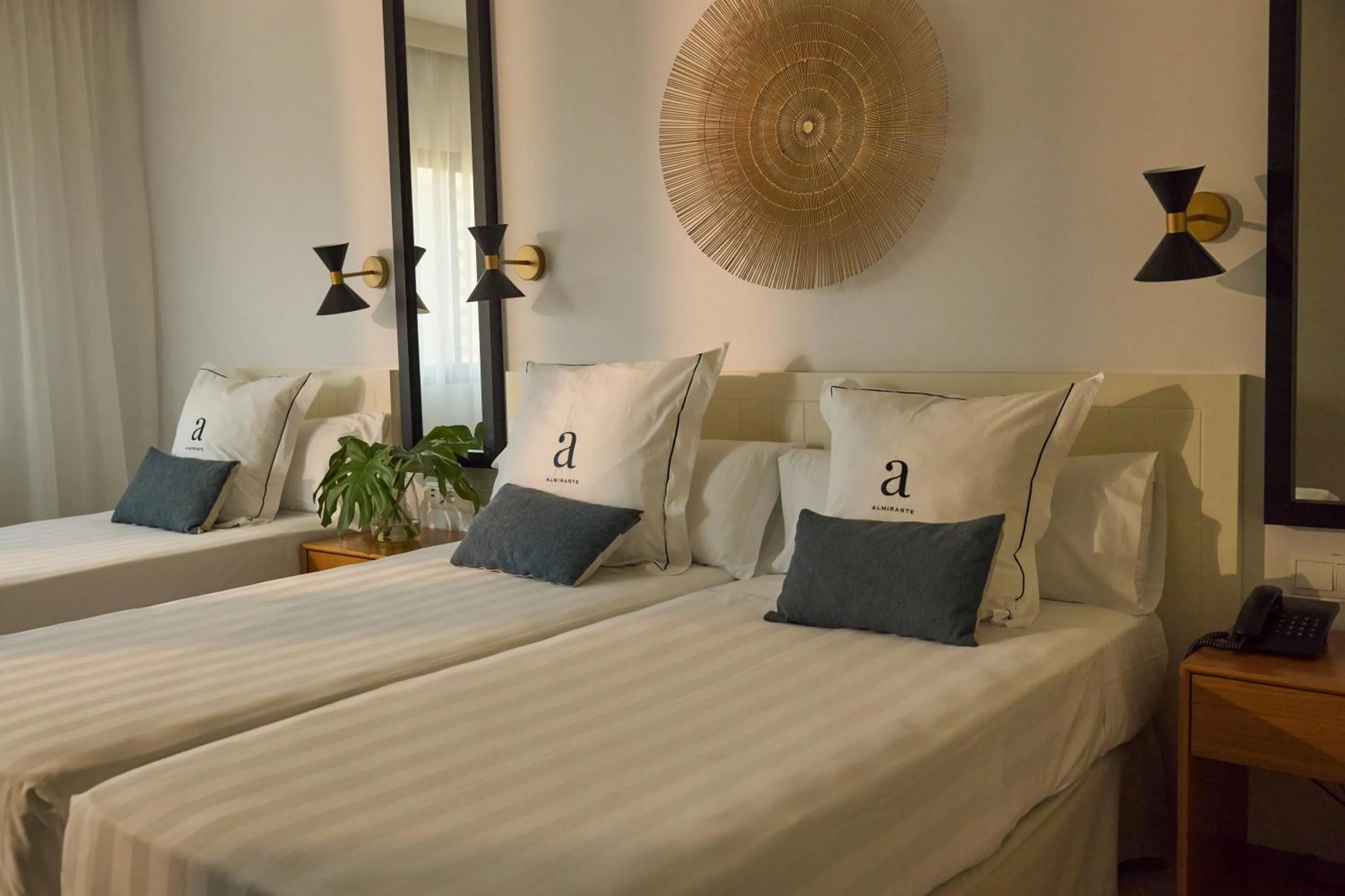 Bed in Hotel Almirante