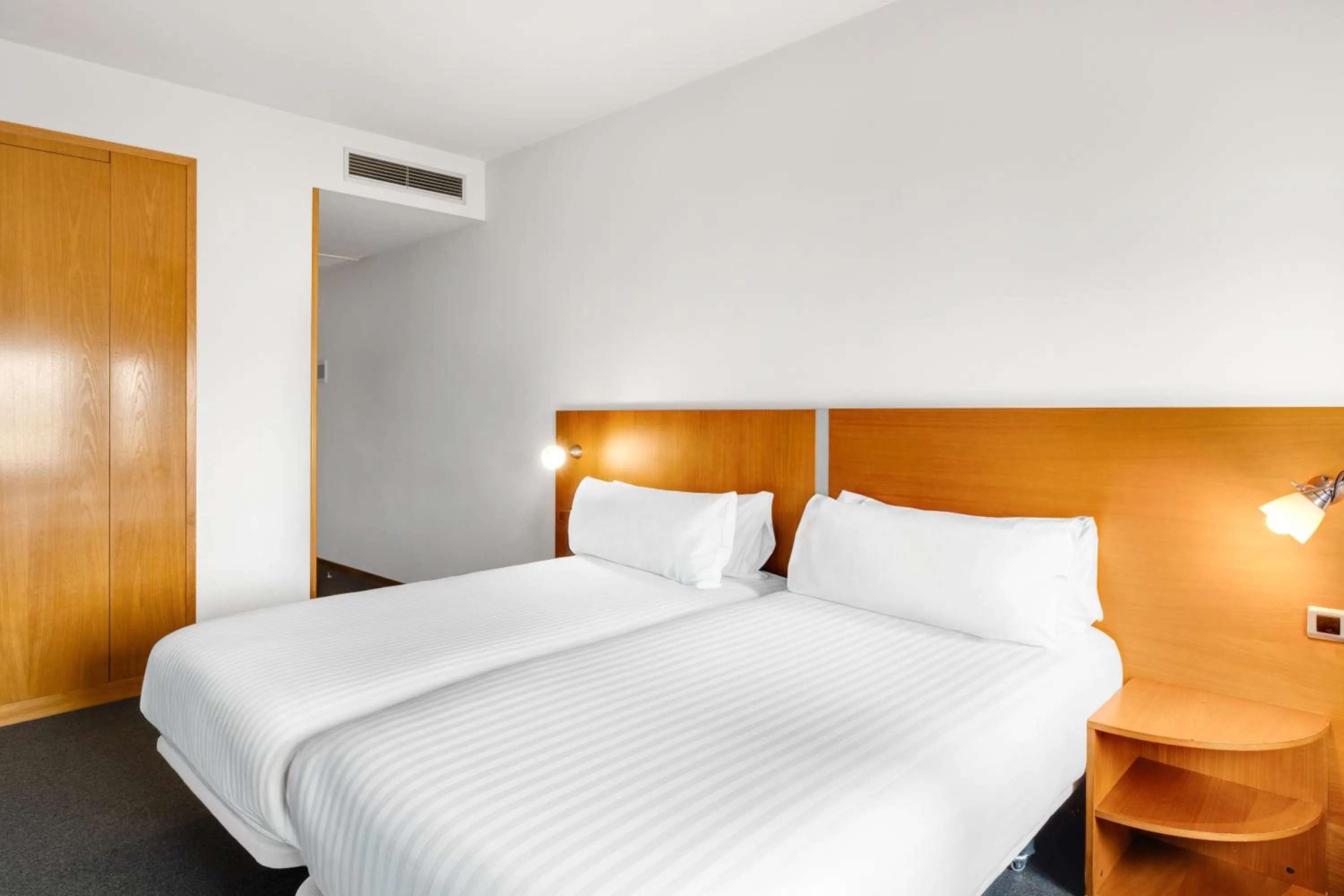 Bed in B&B HOTEL Barcelona Mollet Porta de Gallecs