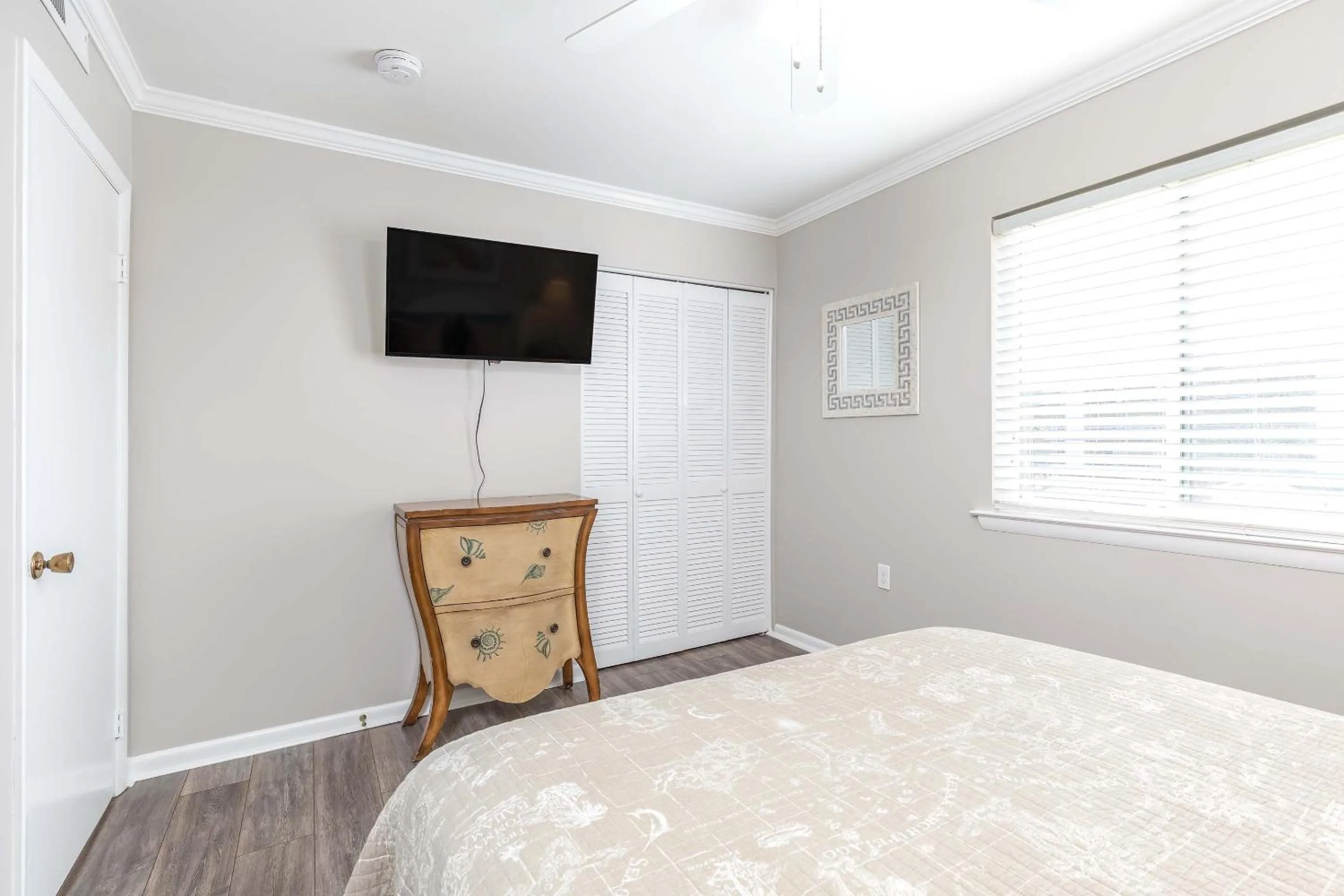 Bed in Lighthouse Point 29B