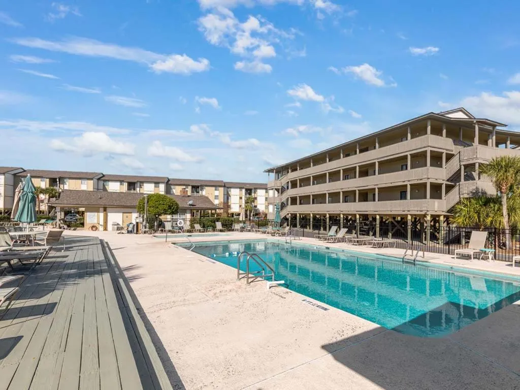 Lighthouse Point 29B