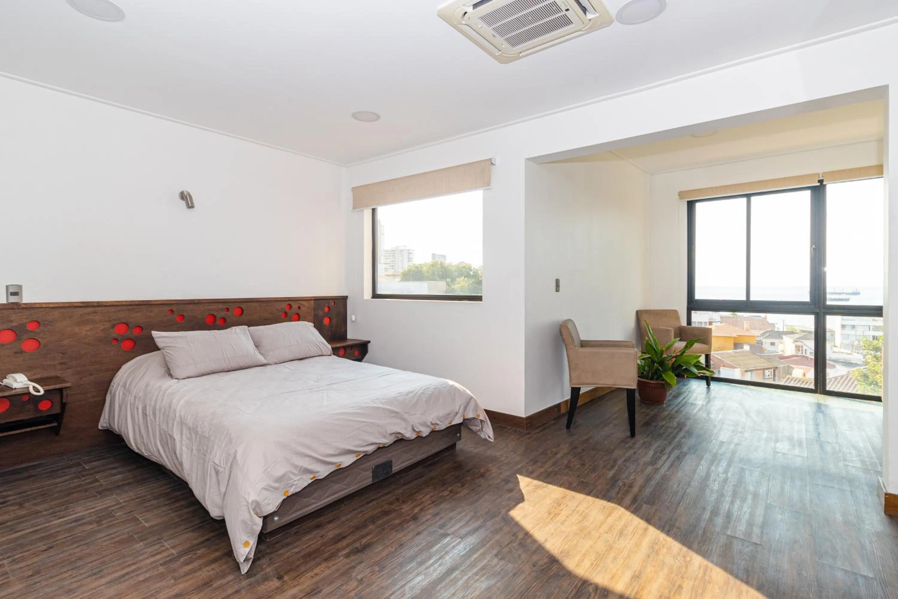 Double Room - Disability Access in Hotel Boutique Ossido Nero