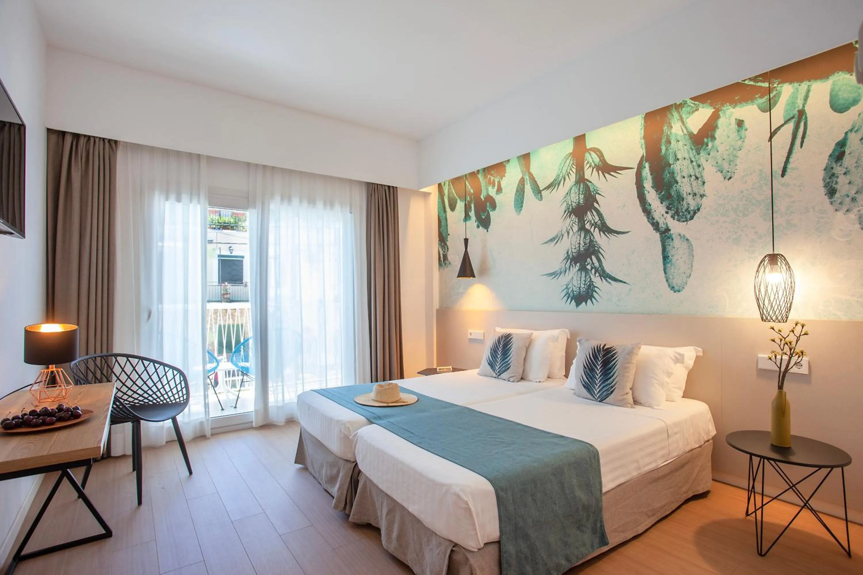 Other, Bed in Hotel Torá