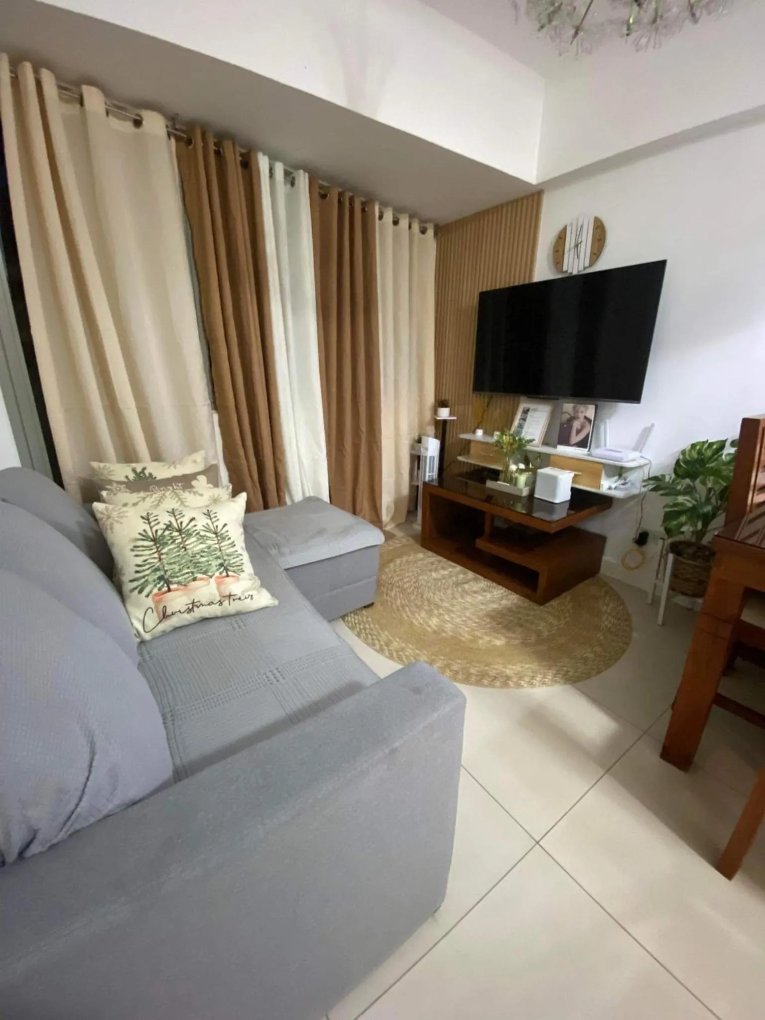 The Residences at Commonwealth by Century