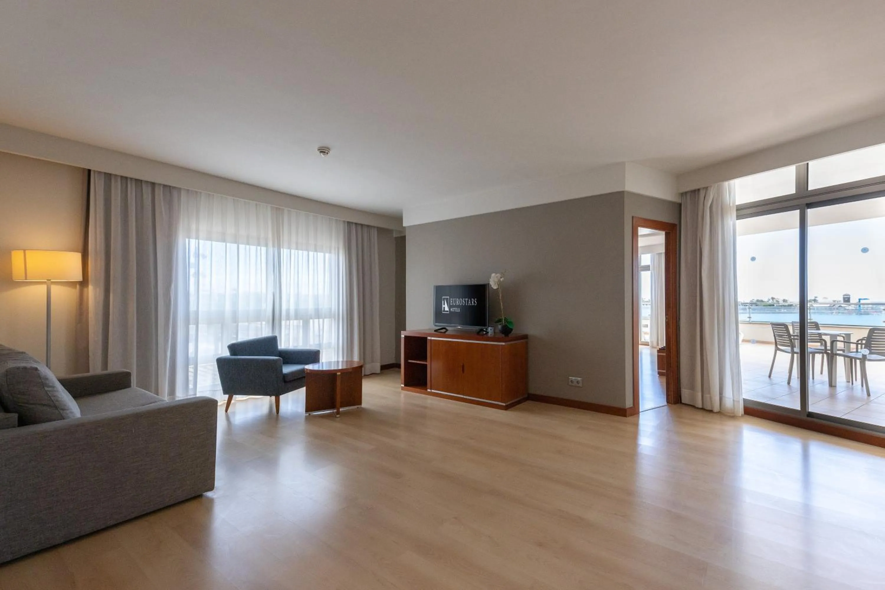 Seating area in Eurostars Las Salinas