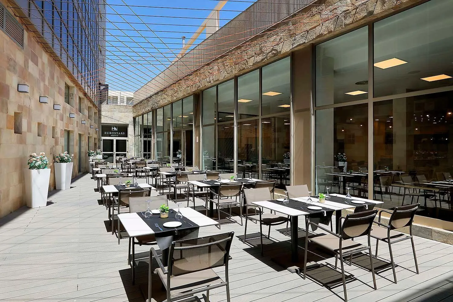 Restaurant/places to eat in Eurostars Las Salinas