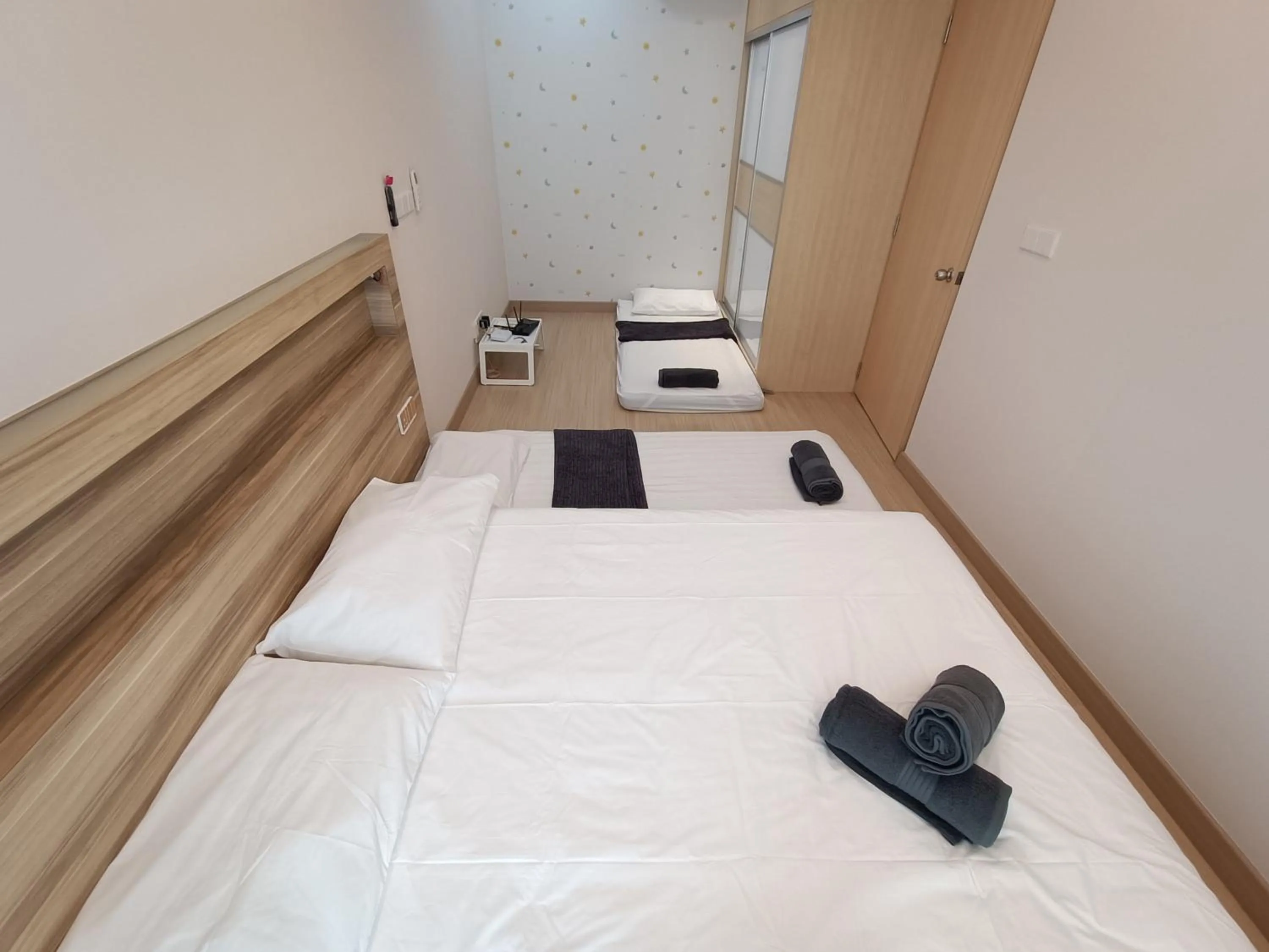 Bed in Highpark Suites Kelana Jaya by Kenangan Homes