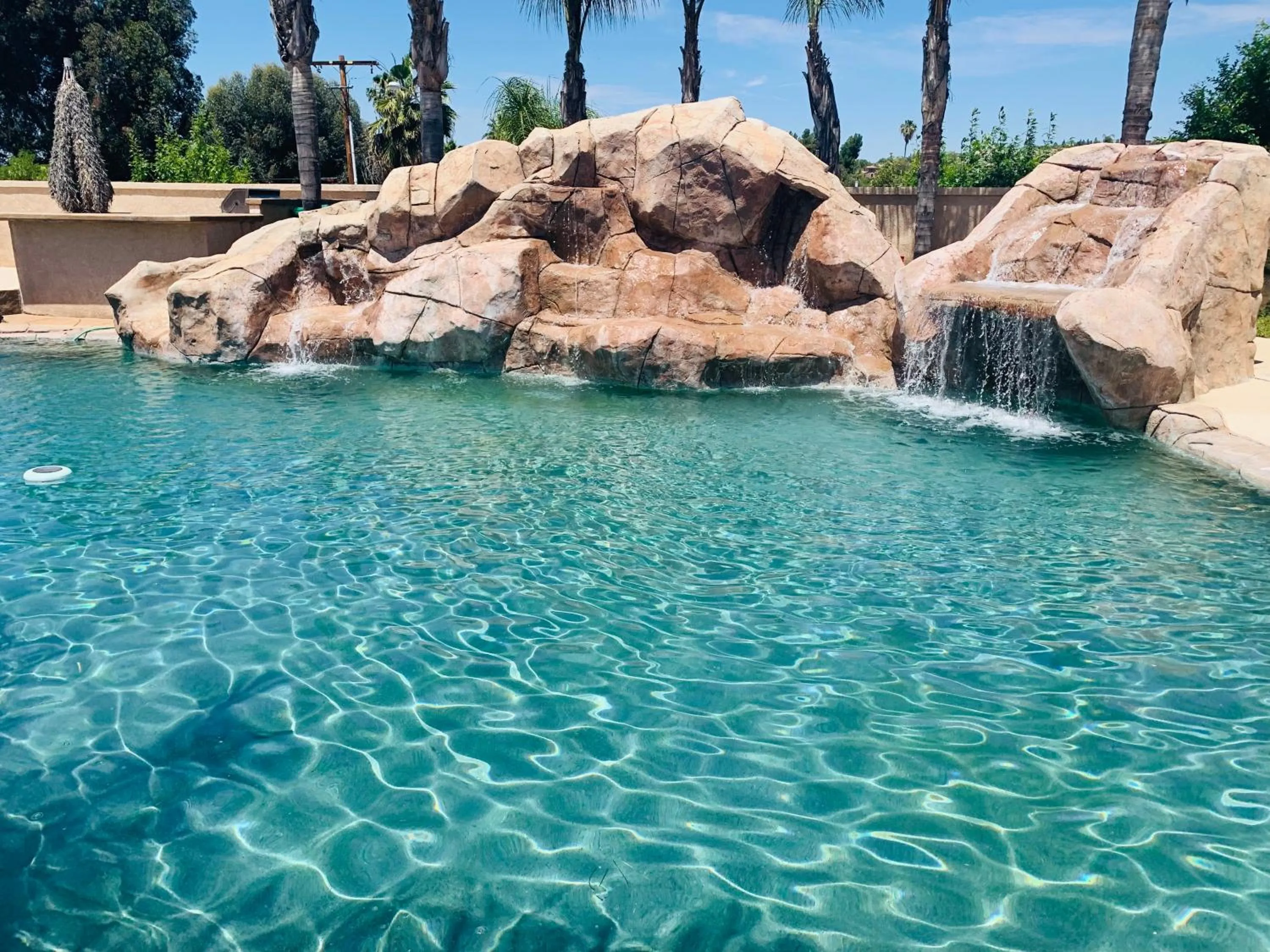 Pool view in High End Triplex with Pool