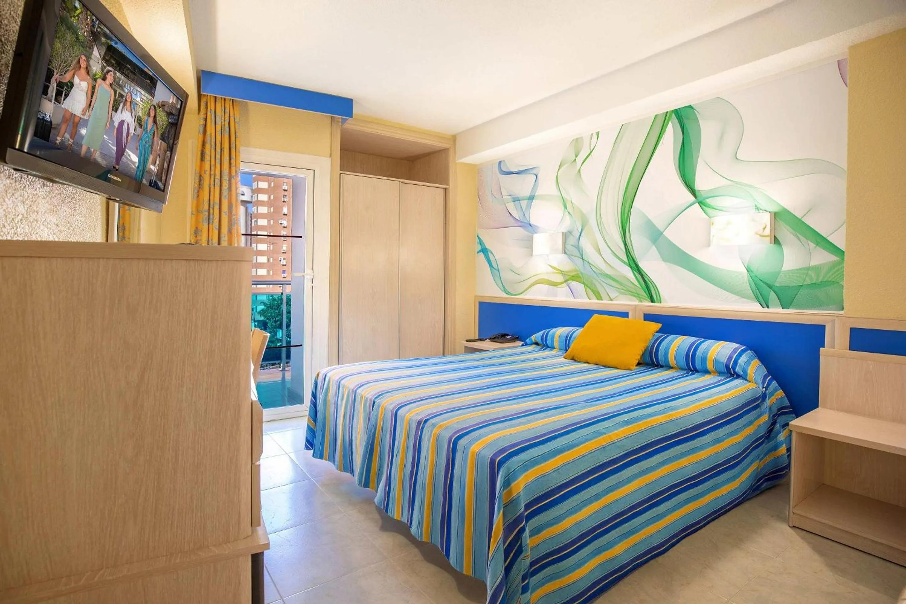 Photo of the whole room, Bed in Hotel Servigroup Rialto