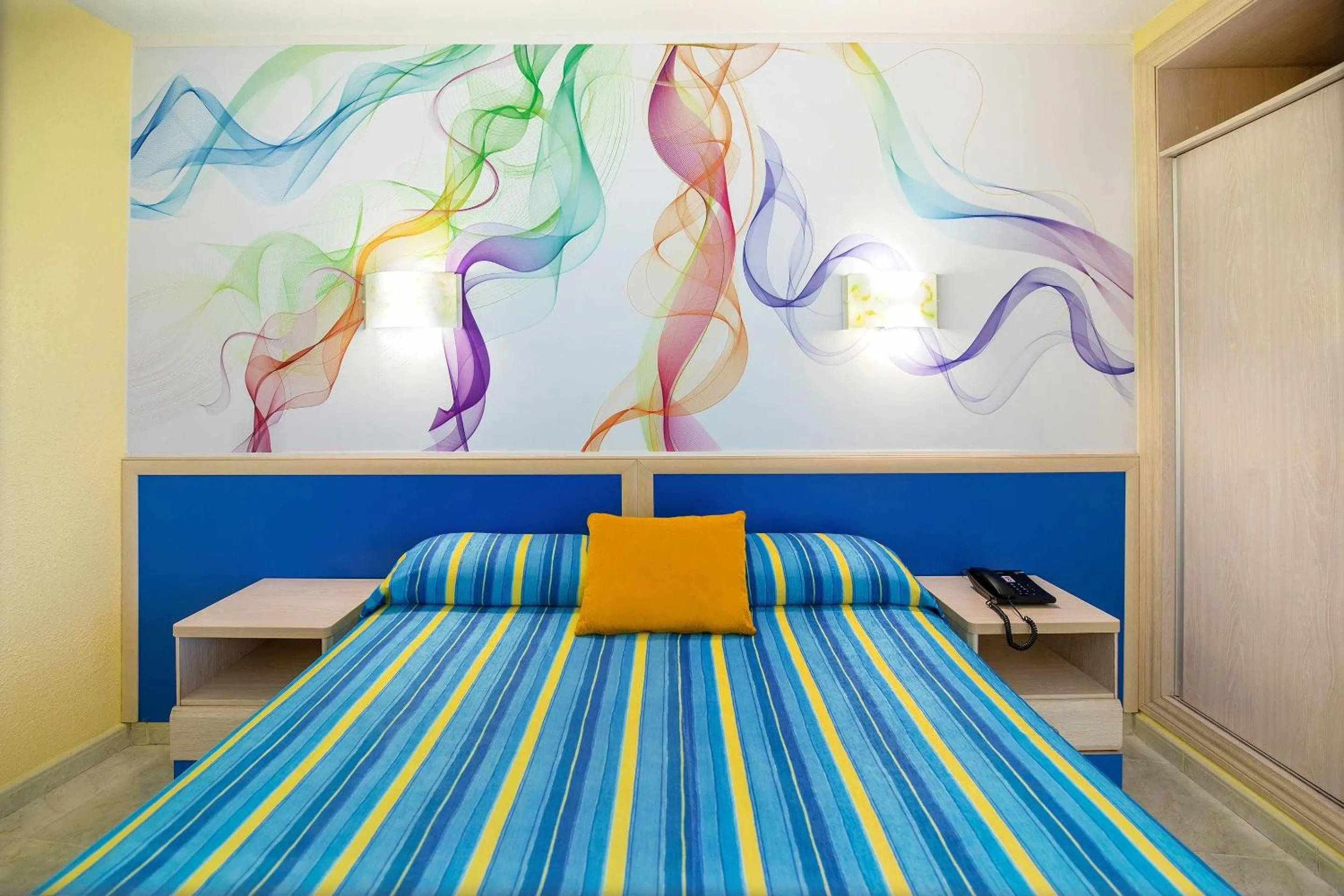 Photo of the whole room, Bed in Hotel Servigroup Rialto