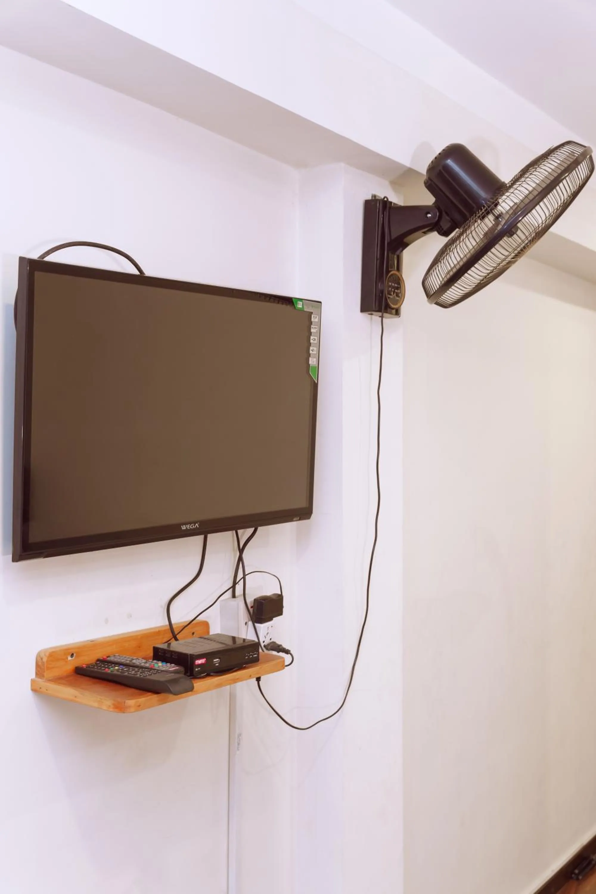 TV and multimedia in Sweet Inn