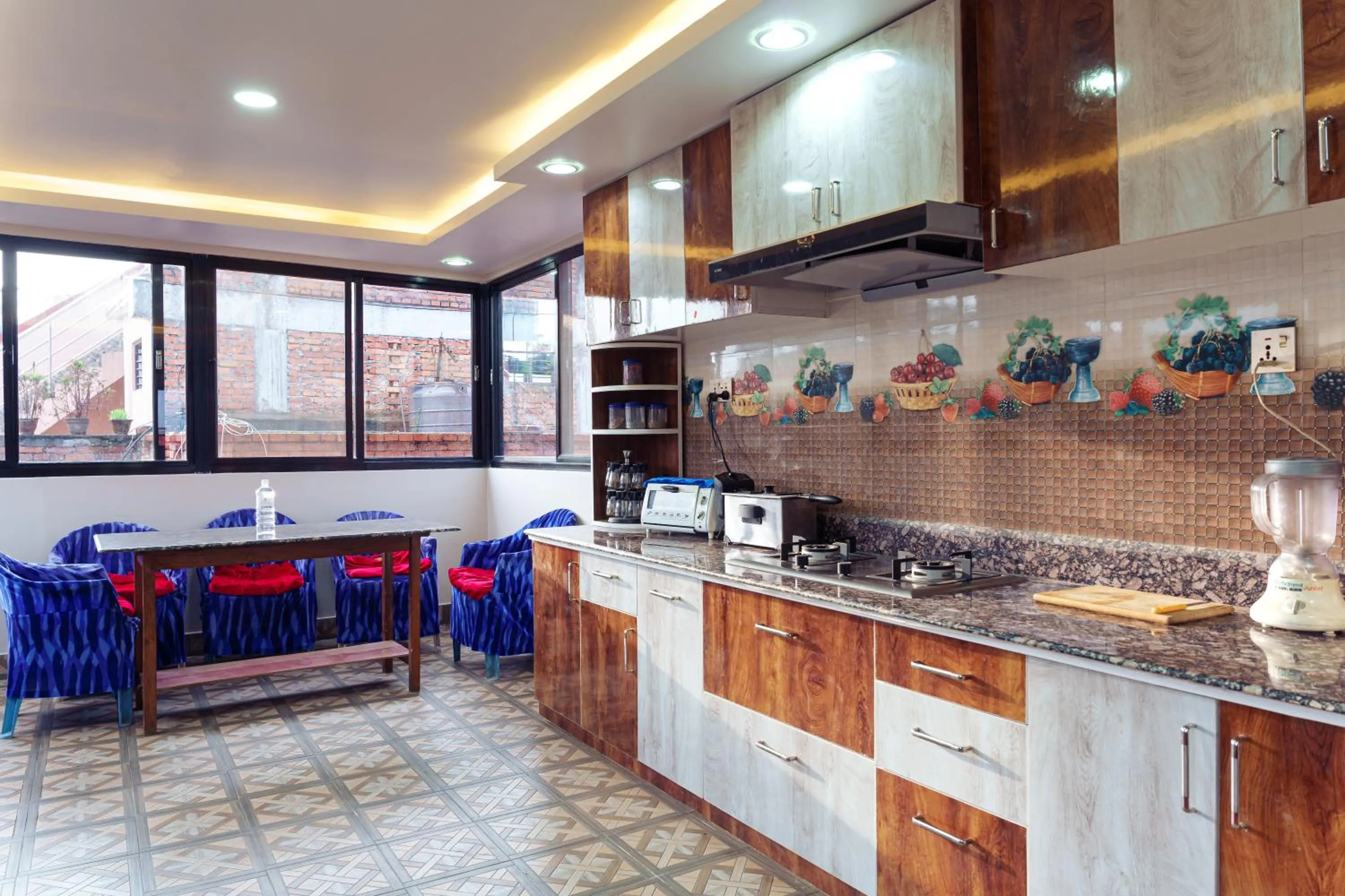 Kitchen or kitchenette in Sweet Inn