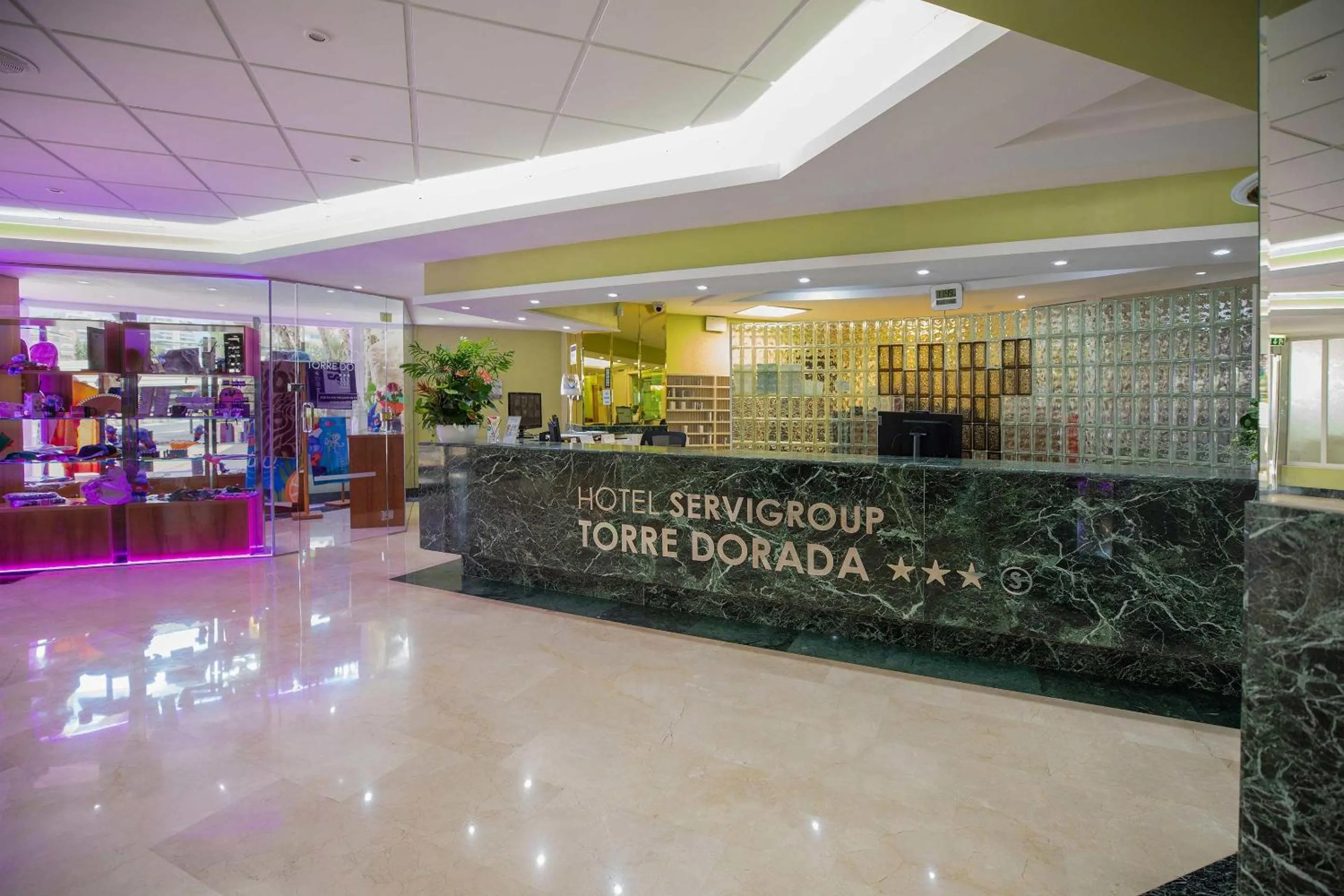 Lobby or reception in Hotel Servigroup Torre Dorada