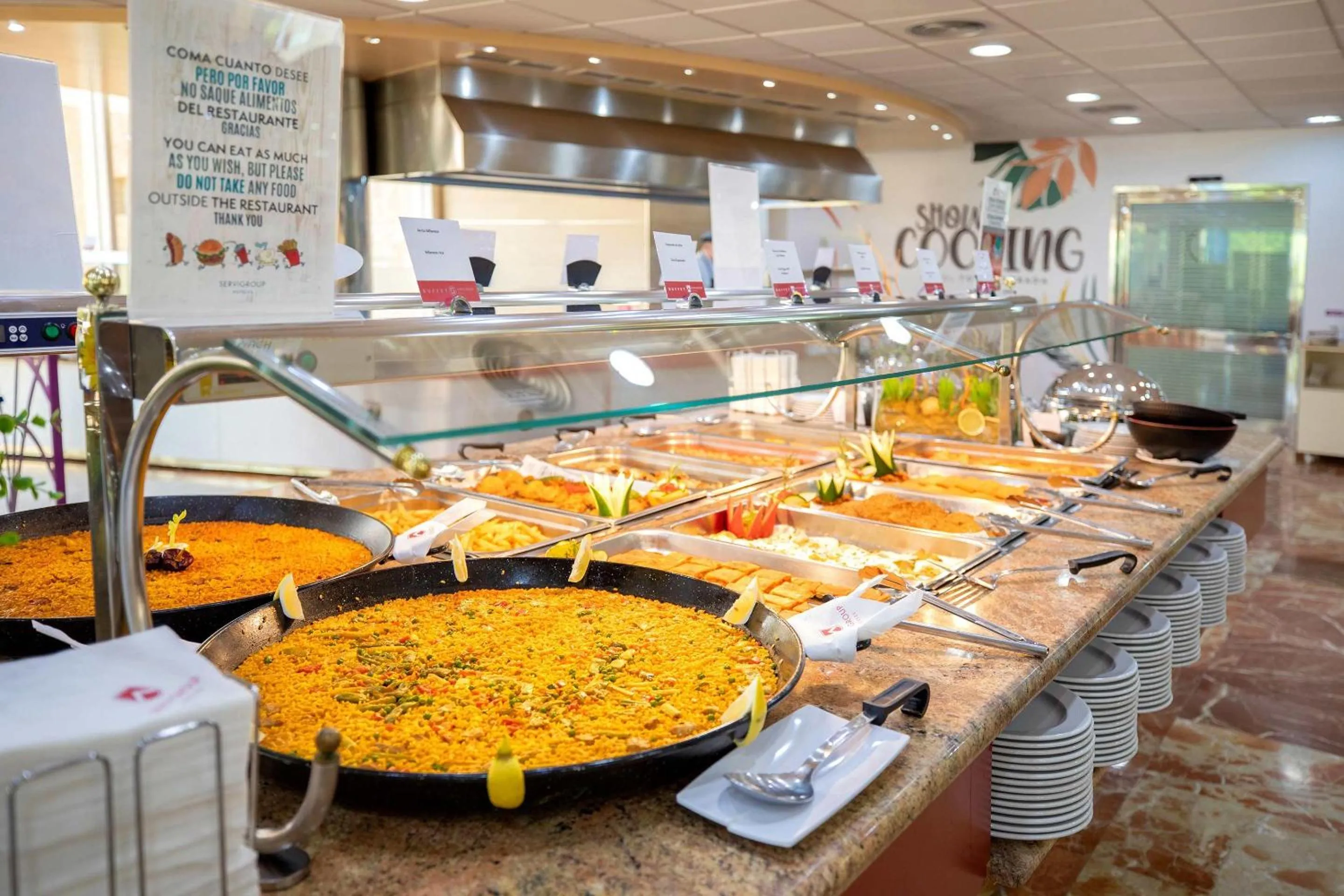 Restaurant/places to eat in Hotel Servigroup Torre Dorada