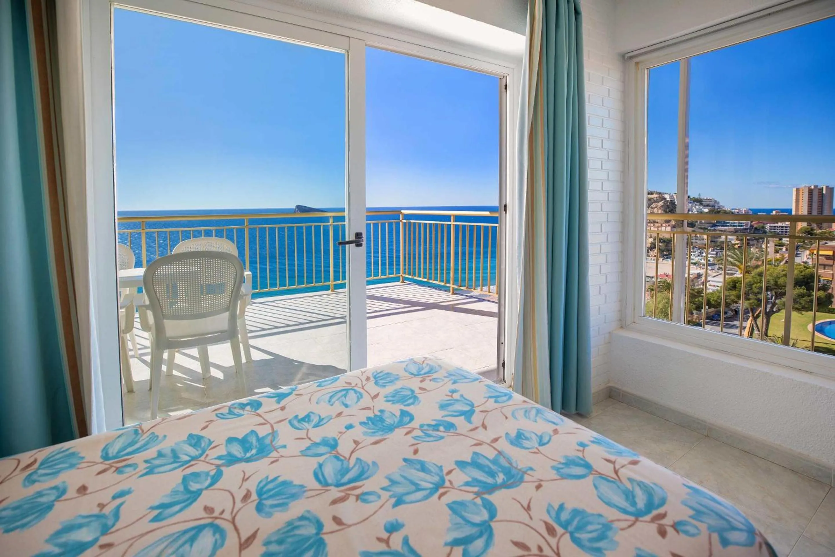 Photo of the whole room, Bed in Hotel Servigroup Torre Dorada