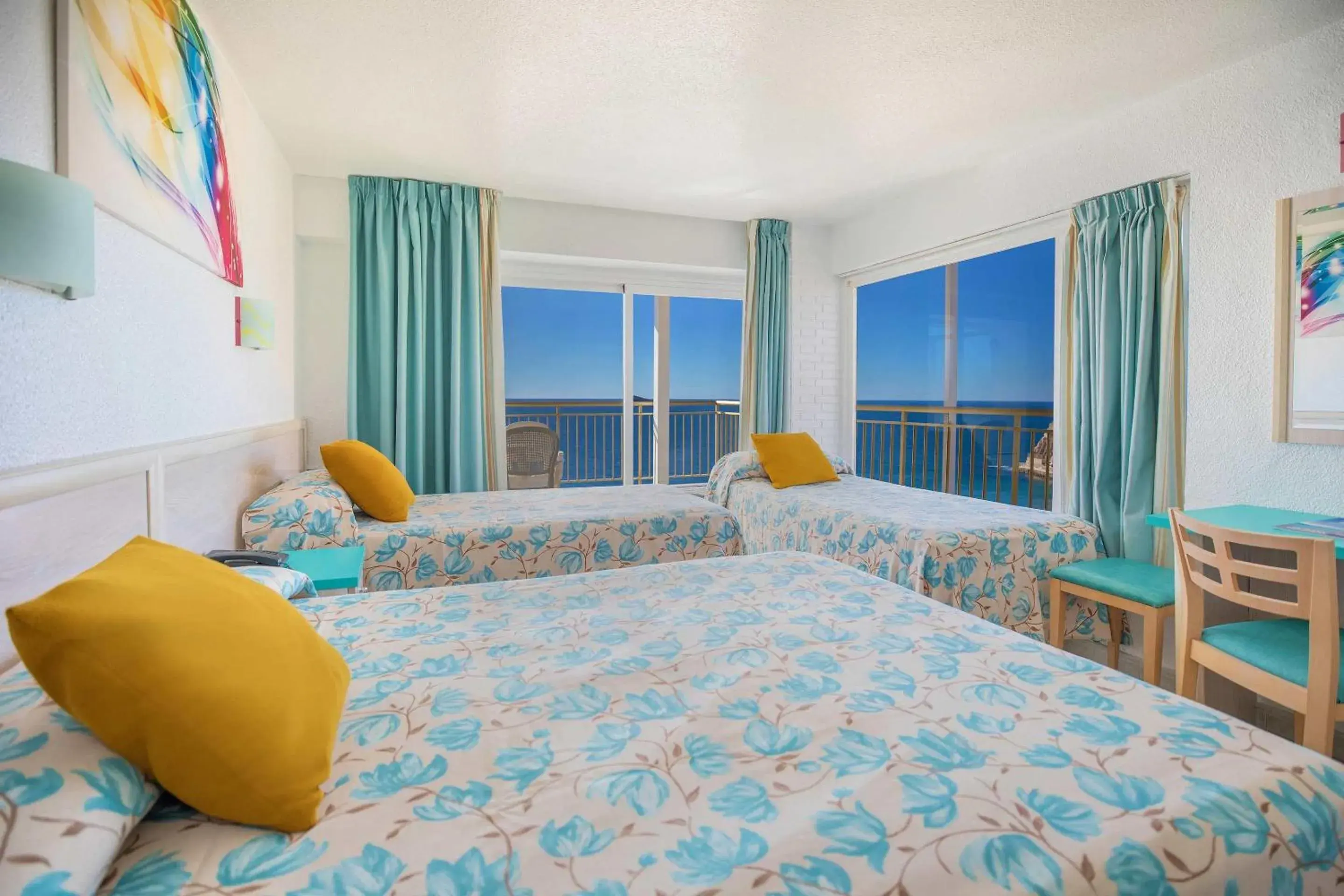 Double Room with Sea View (2 Adults + 1 Child) in Hotel Servigroup Torre Dorada Double Room with Sea View (2 Adults + 1 Child) in Hotel Servigroup Torre Dorada