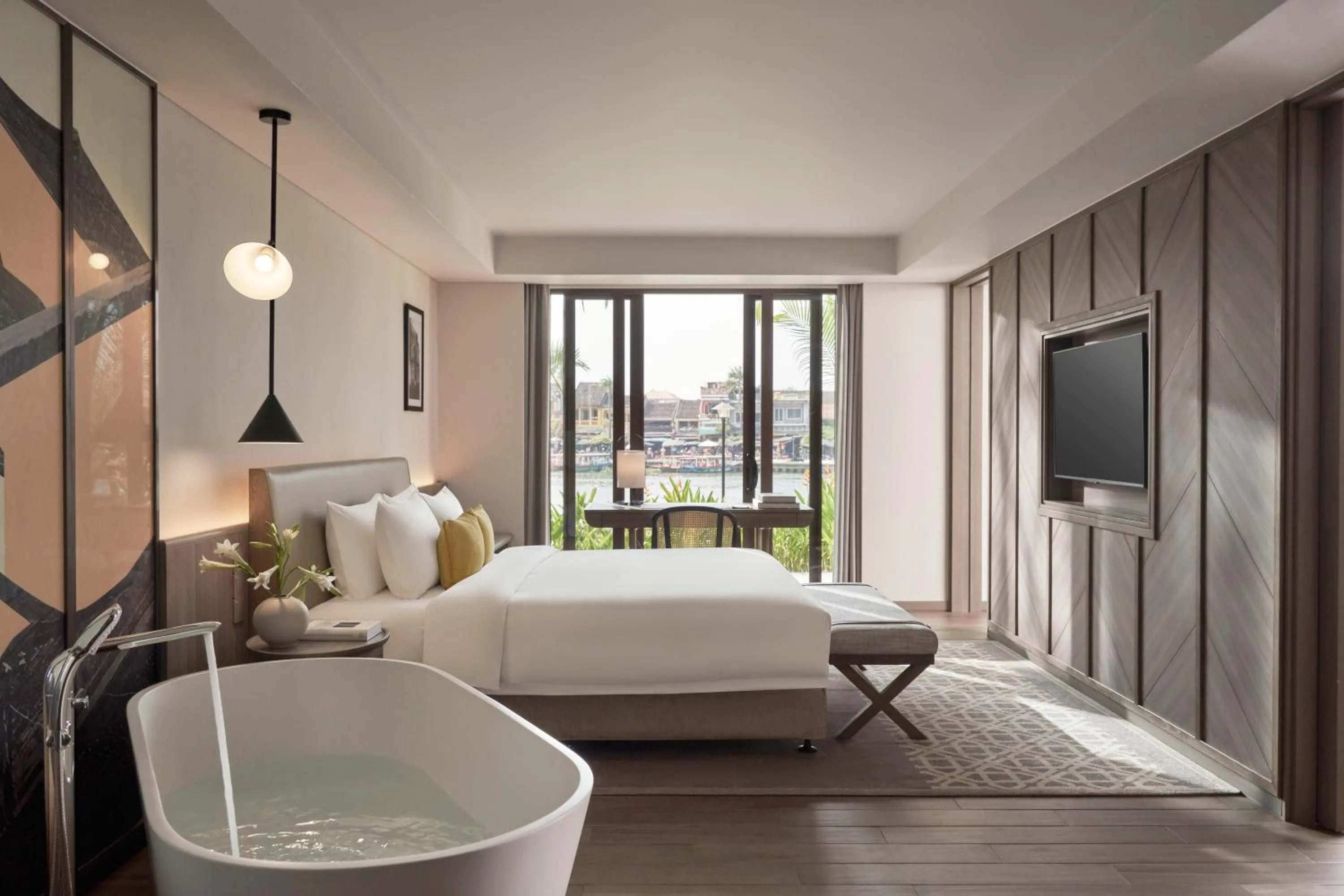 Junior Grand Suite in Moire Hoi An, Vignette Collection by IHG