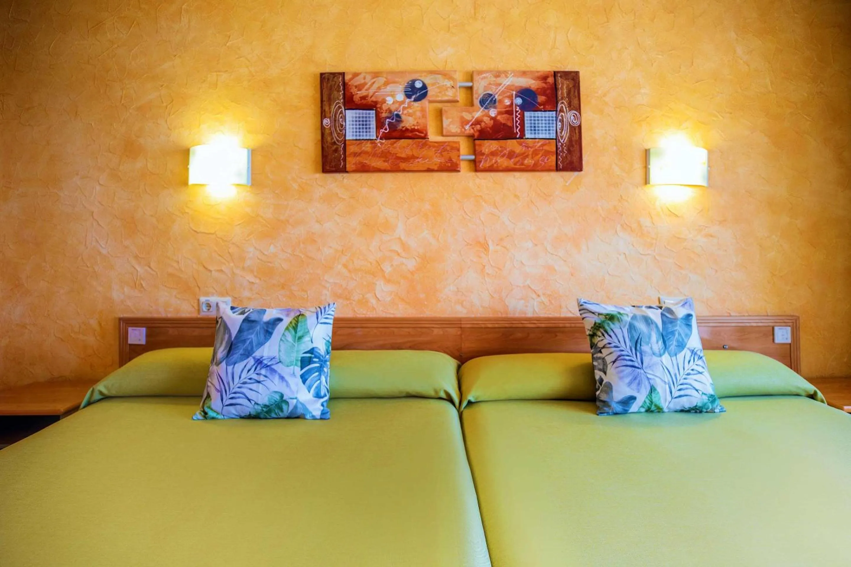 Photo of the whole room, Bed in Hotel Servigroup La Zenia 4 Sup