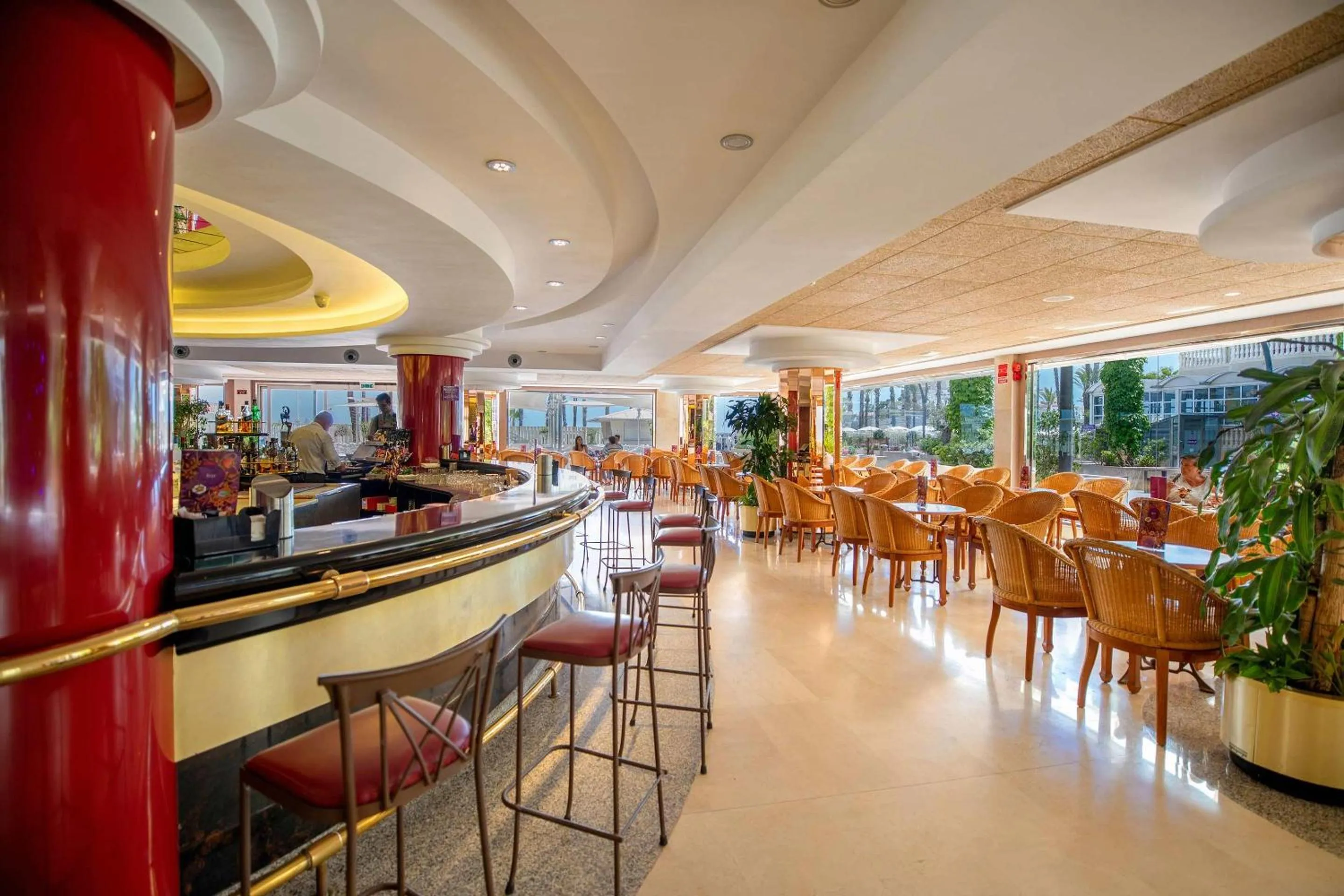 Lounge or bar in Hotel Servigroup Papa Luna 4 Sup