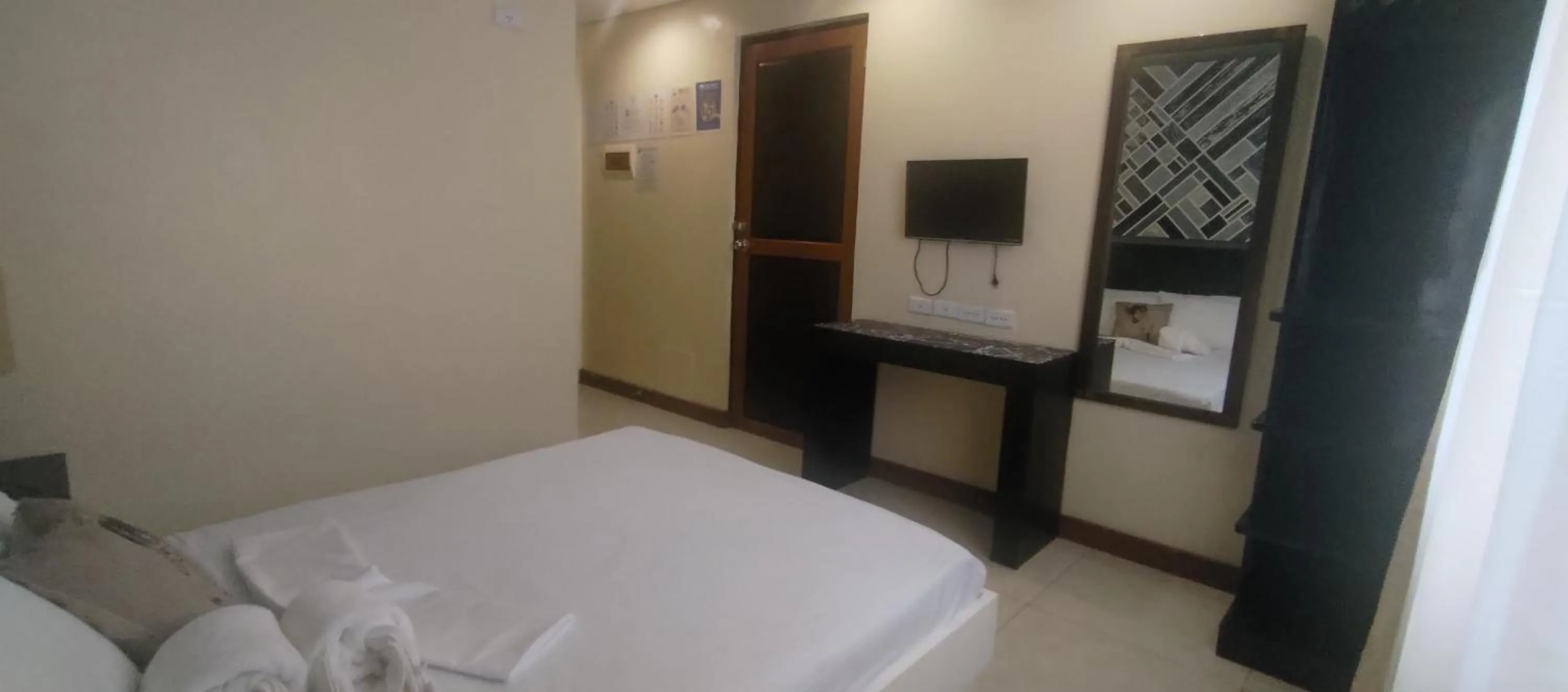 Coron town travellers inn