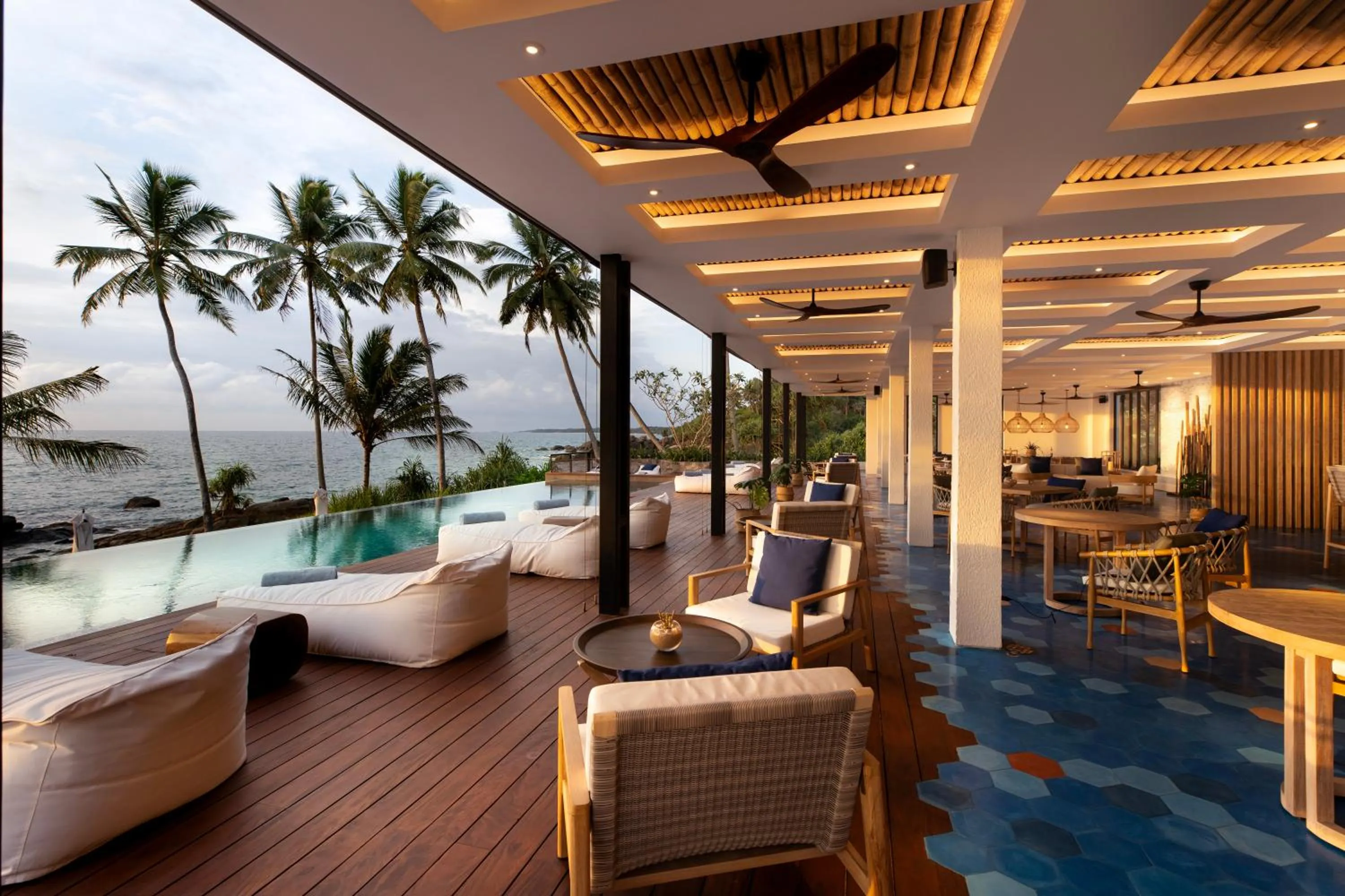 Balcony/Terrace in Ahu Bay