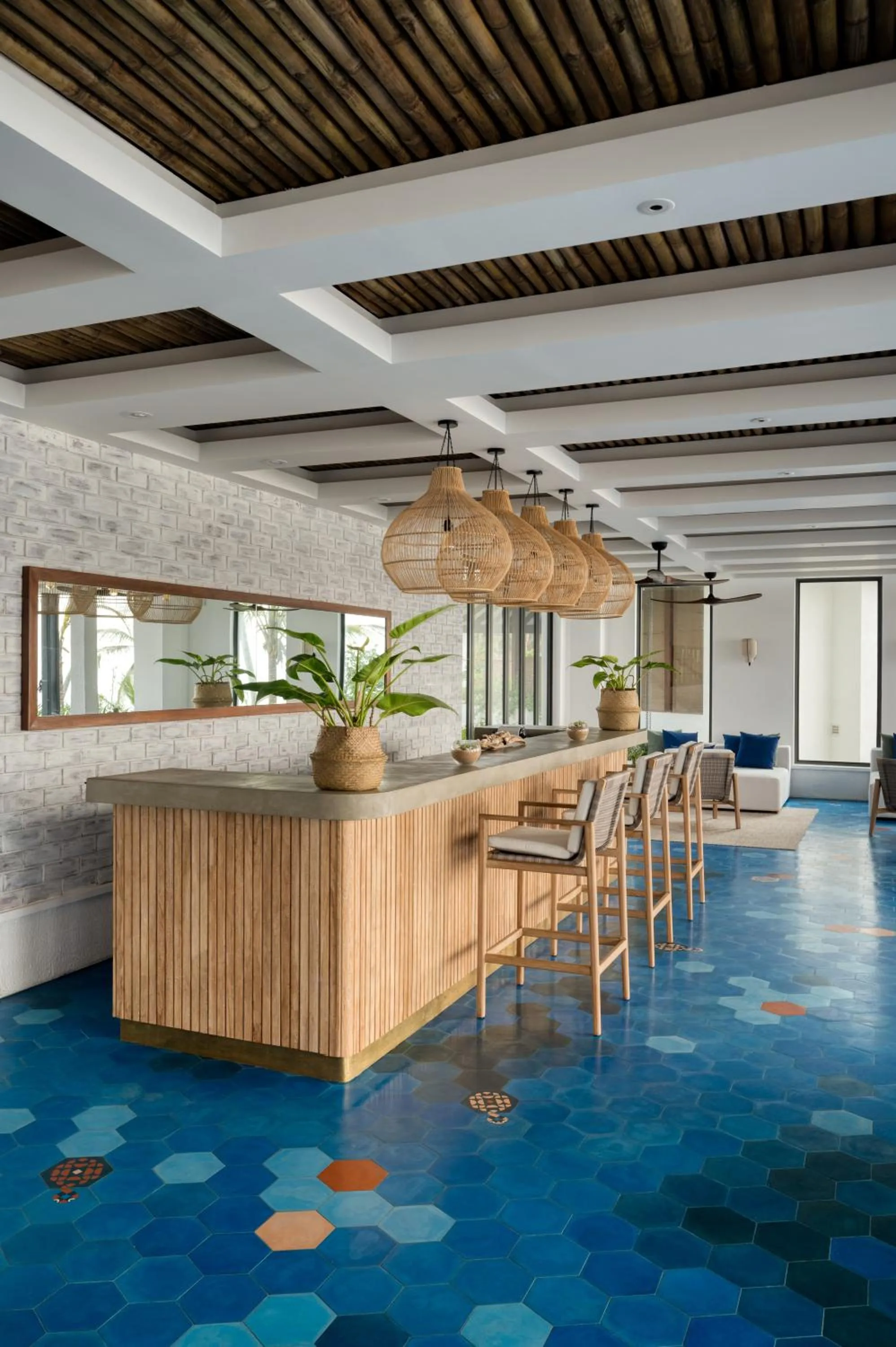 Restaurant/places to eat in Ahu Bay