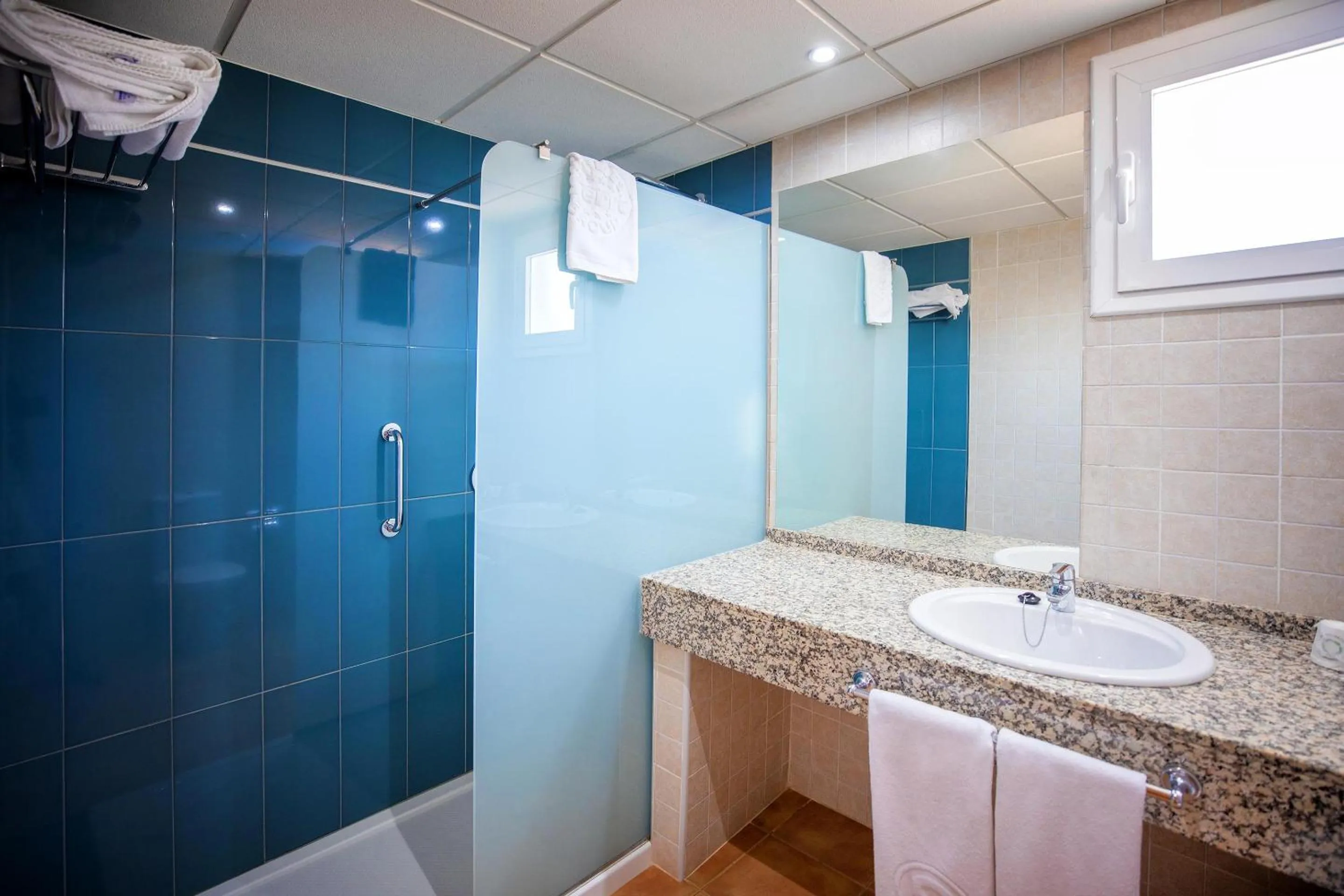 Bathroom in Hotel Servigroup Marina Playa
