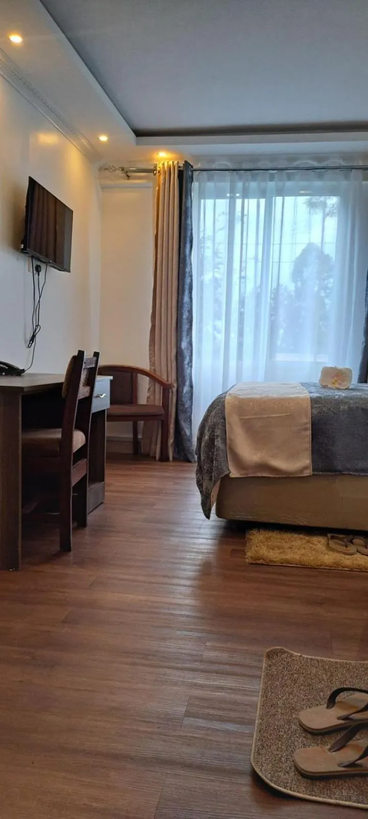 Hellenis Guest House