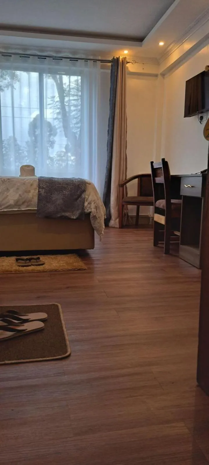 Hellenis Guest House