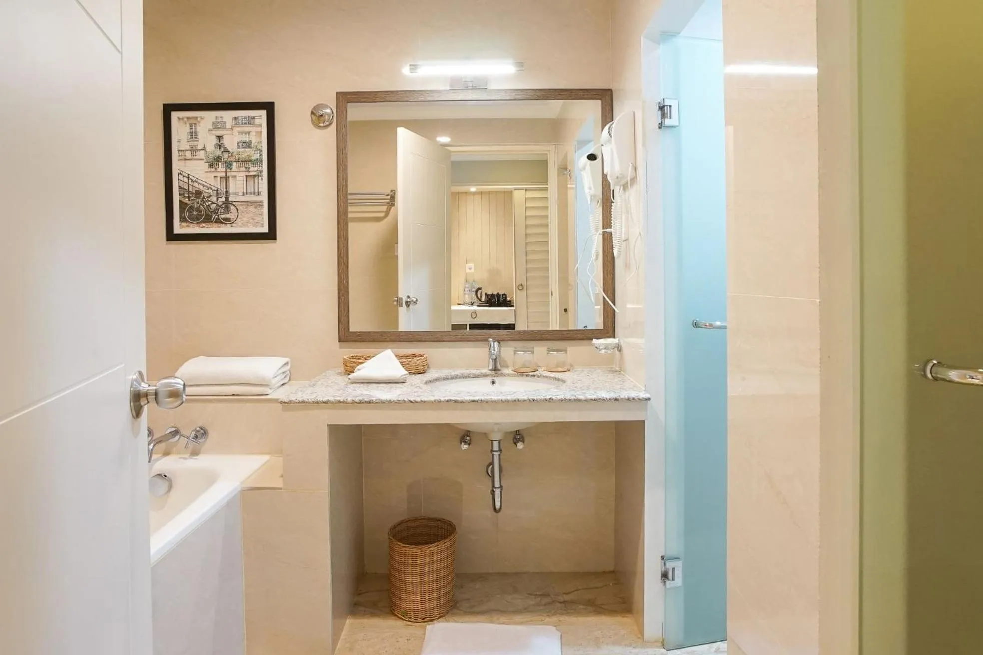 Bathroom in Hotel Villa Emitta