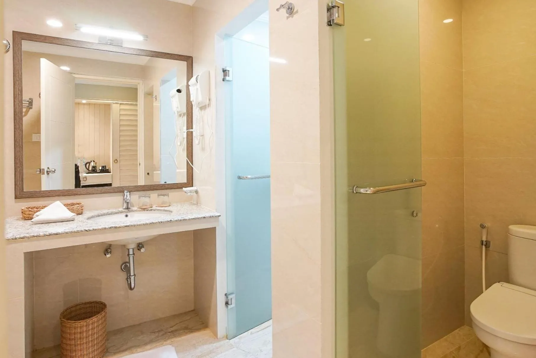 Toilet in Hotel Villa Emitta