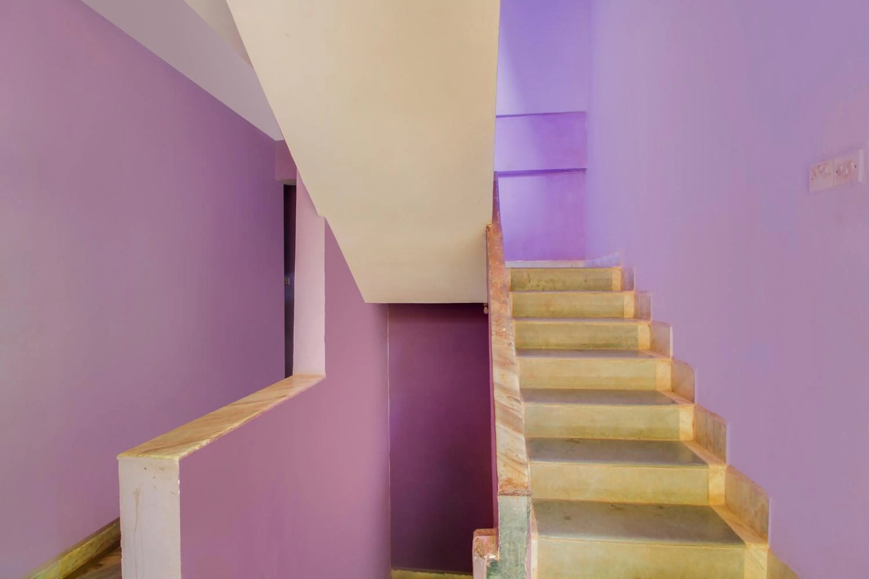 Lobby or reception in SPOT ON S.k Guest House