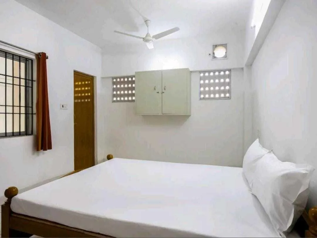 Bedroom, Bed in Hotel O SHAPPY INN KOYAMBEDU