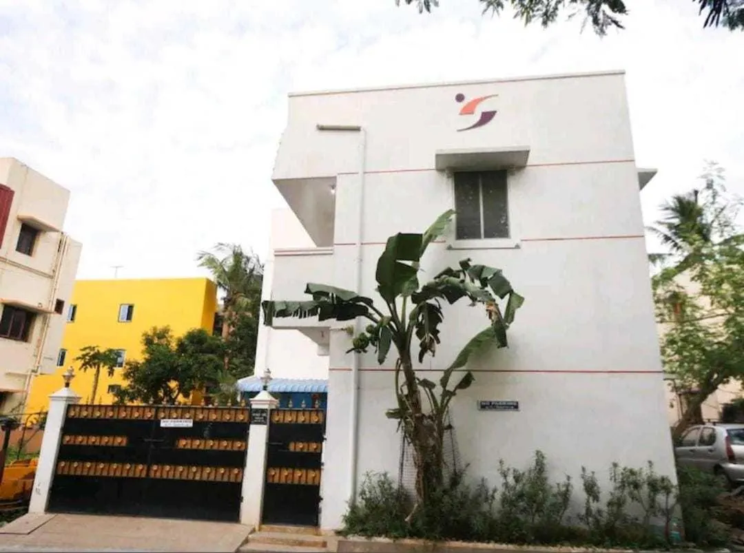 Facade/entrance in Hotel O SHAPPY INN KOYAMBEDU