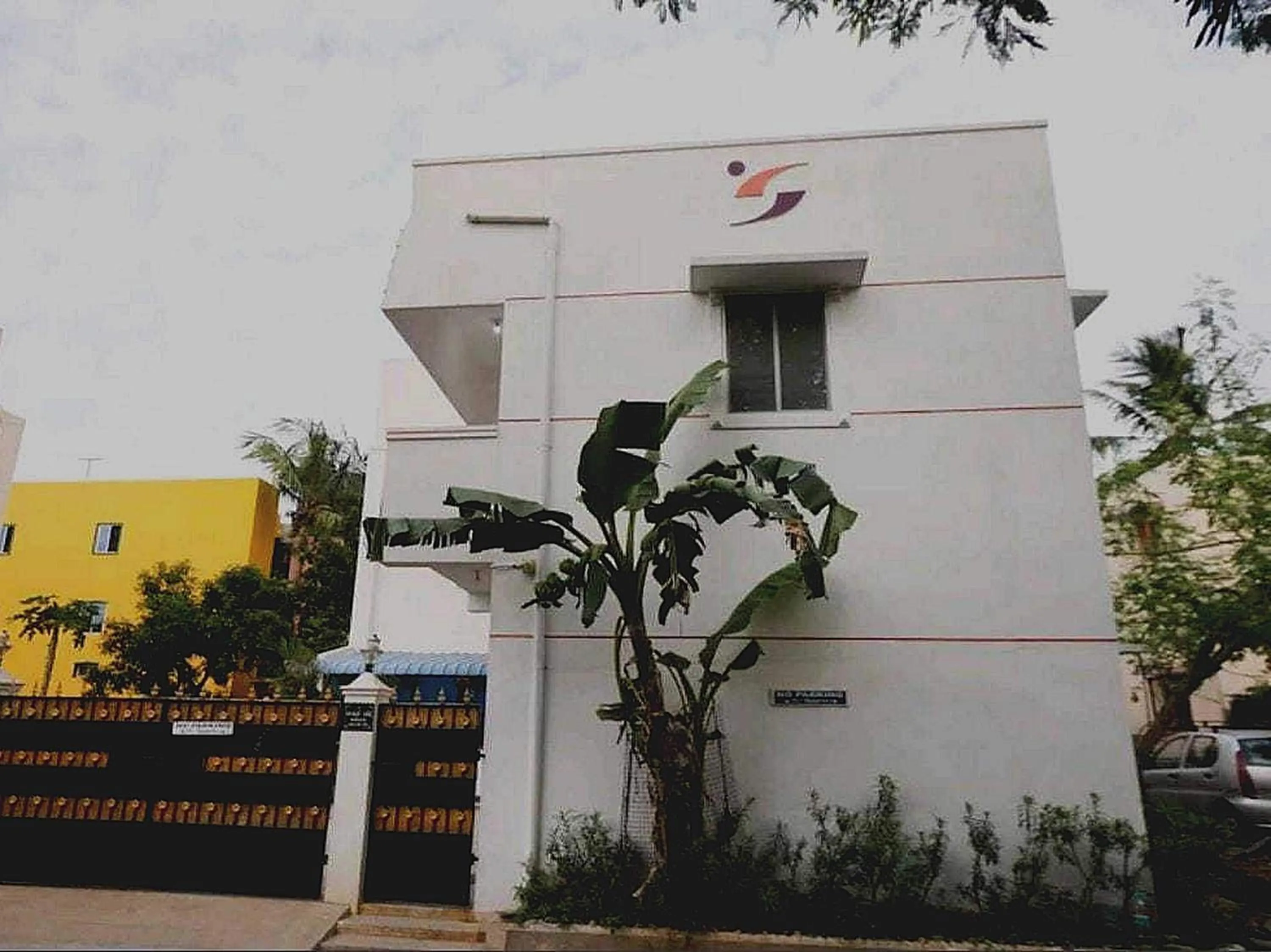 Facade/entrance in Hotel O SHAPPY INN KOYAMBEDU