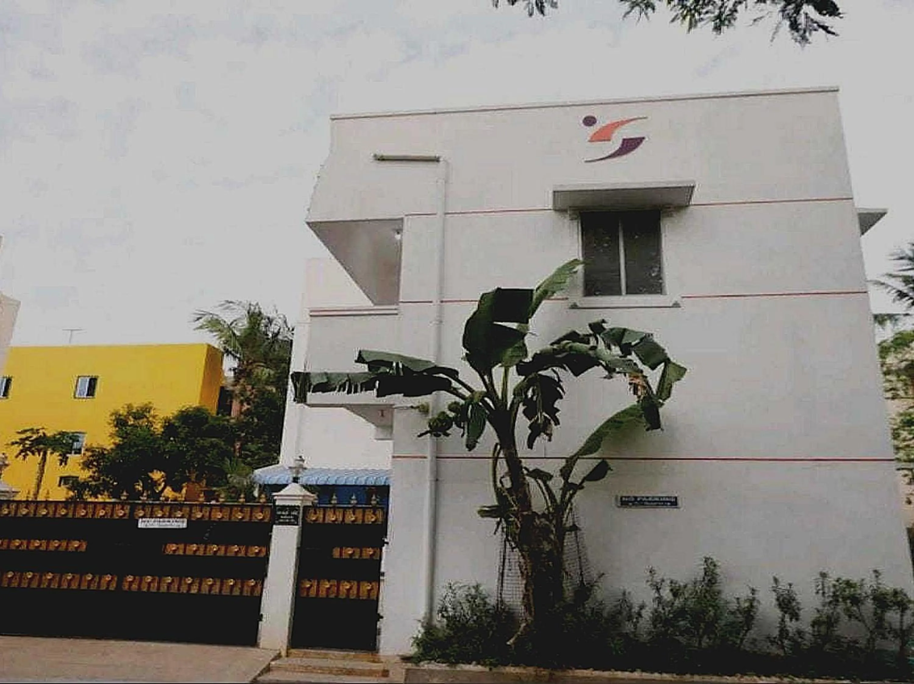 Facade/entrance in Hotel O SHAPPY INN KOYAMBEDU