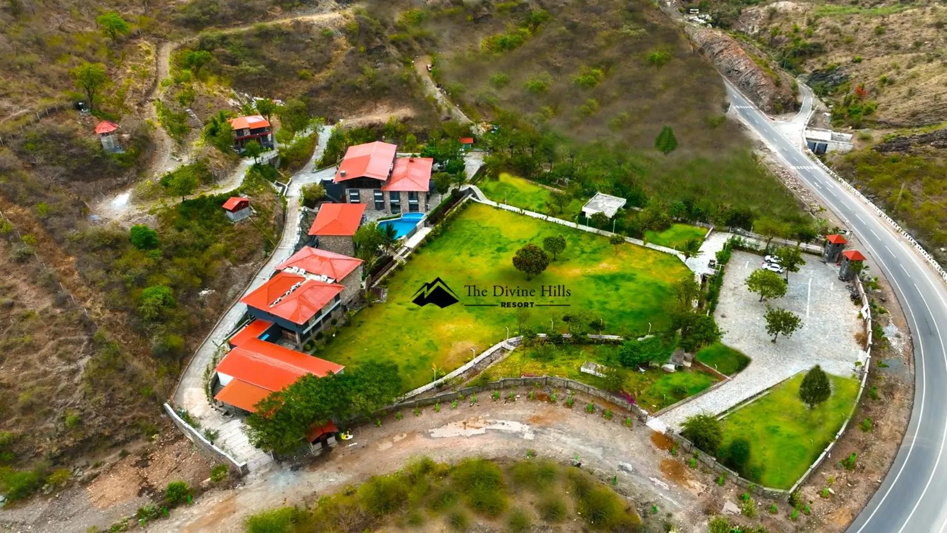 Property building, Bird's-eye View in The Divine Hills Resort