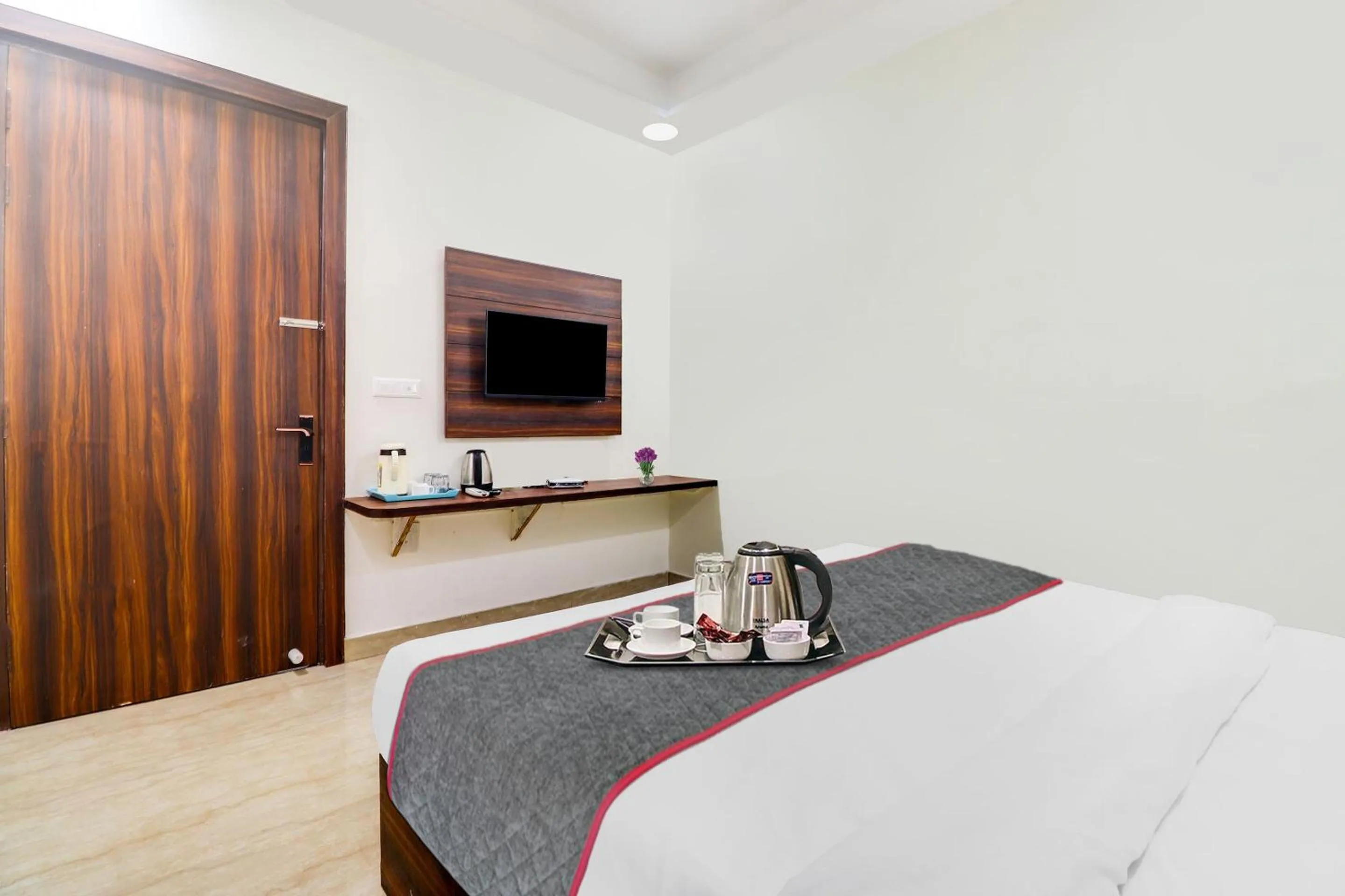 Bedroom in Hotel O Golden Grand