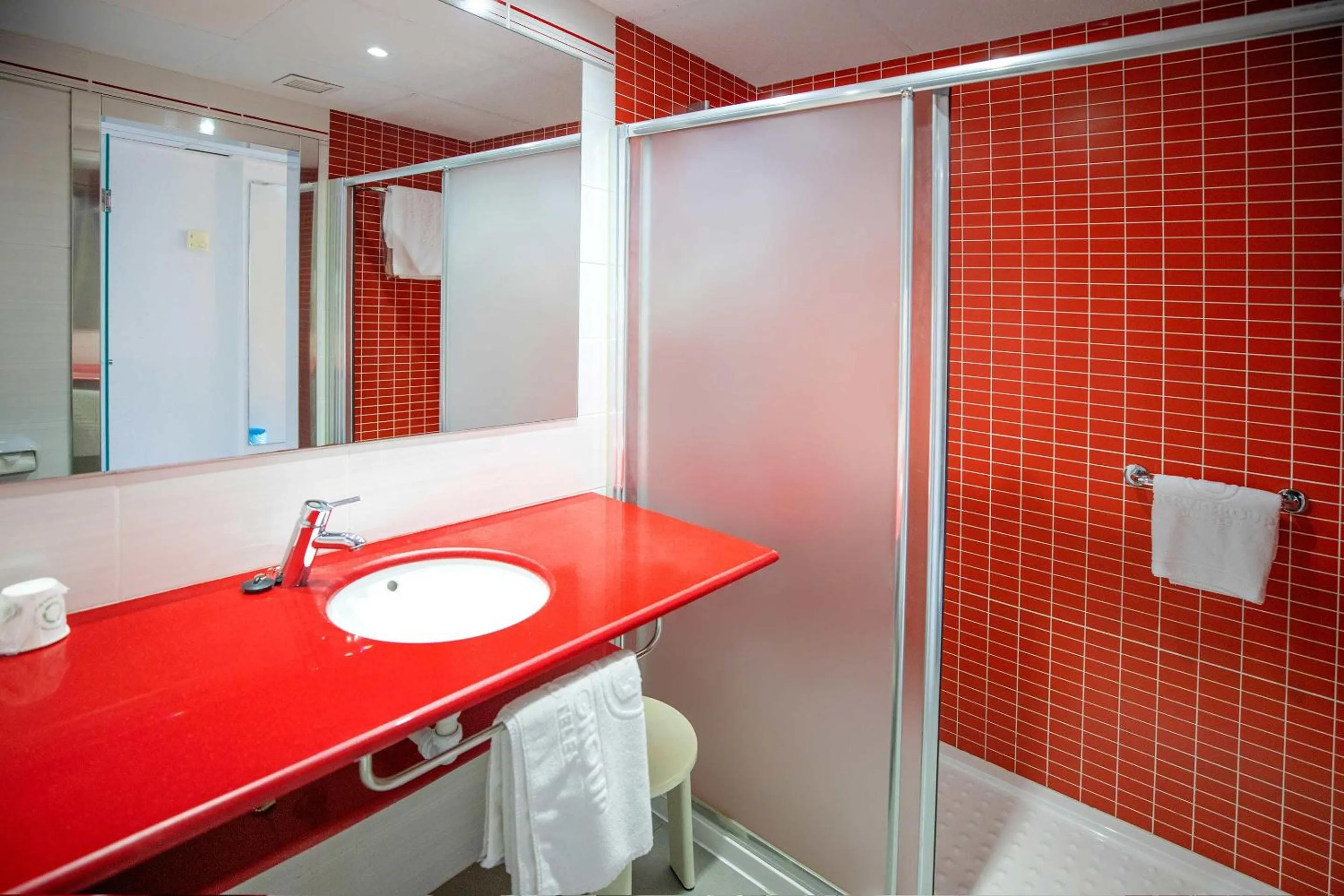 Bathroom in Hotel Servigroup Venus