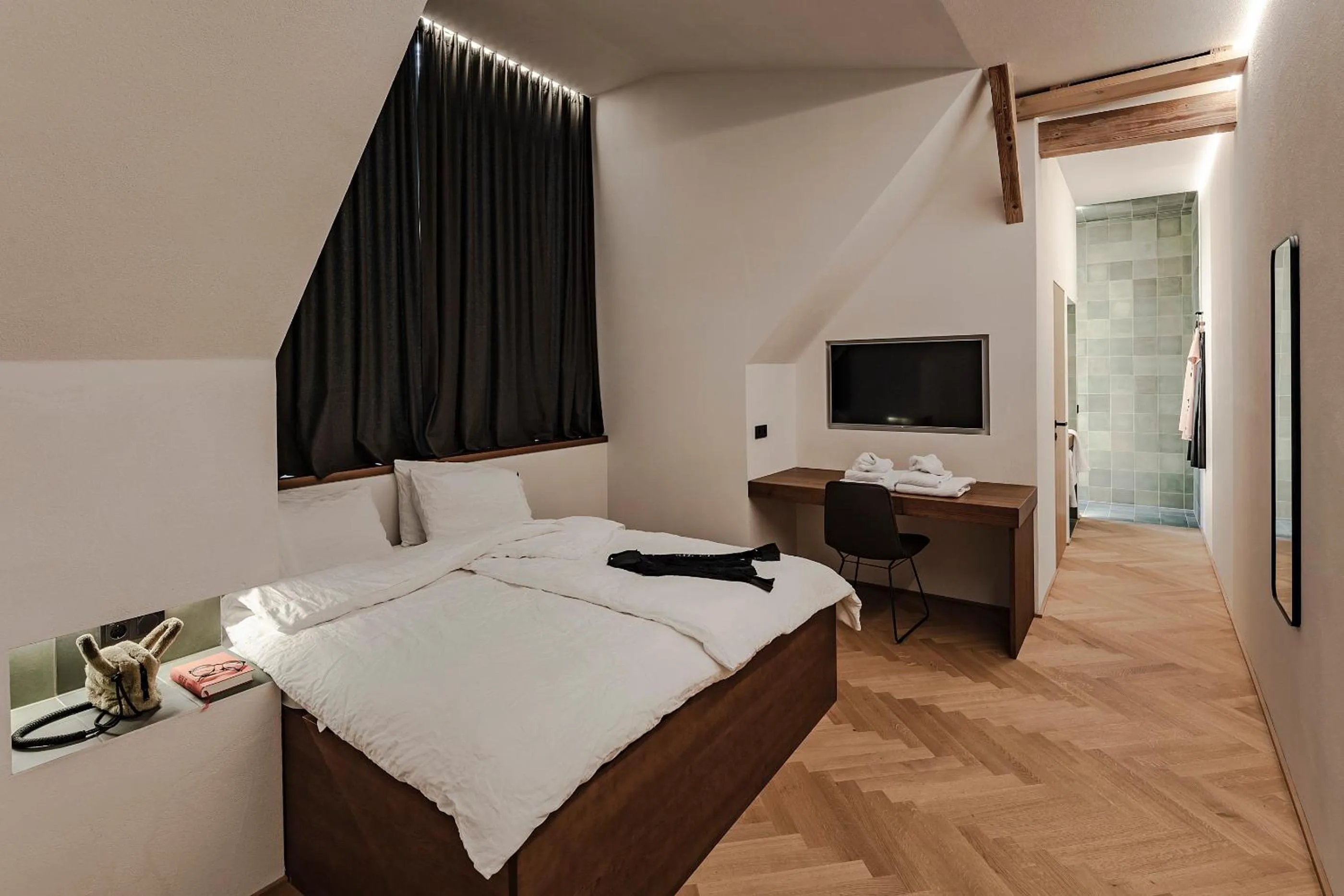 Bed in Lukas Kapeller Hotel und Restaurant