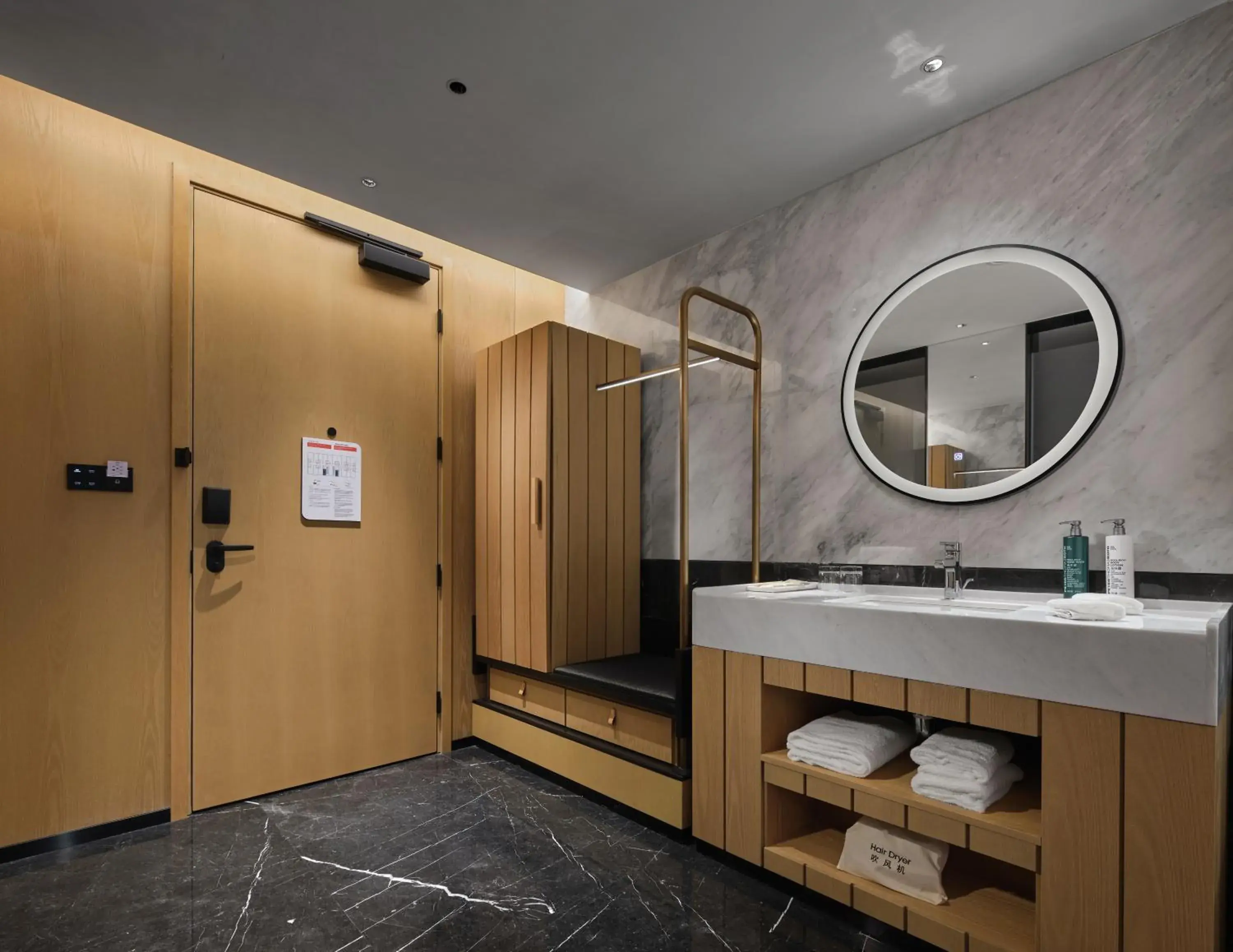 King Room in Hilton Garden Inn Jiaxing Xiuzhou King Room in Hilton Garden Inn Jiaxing Xiuzhou