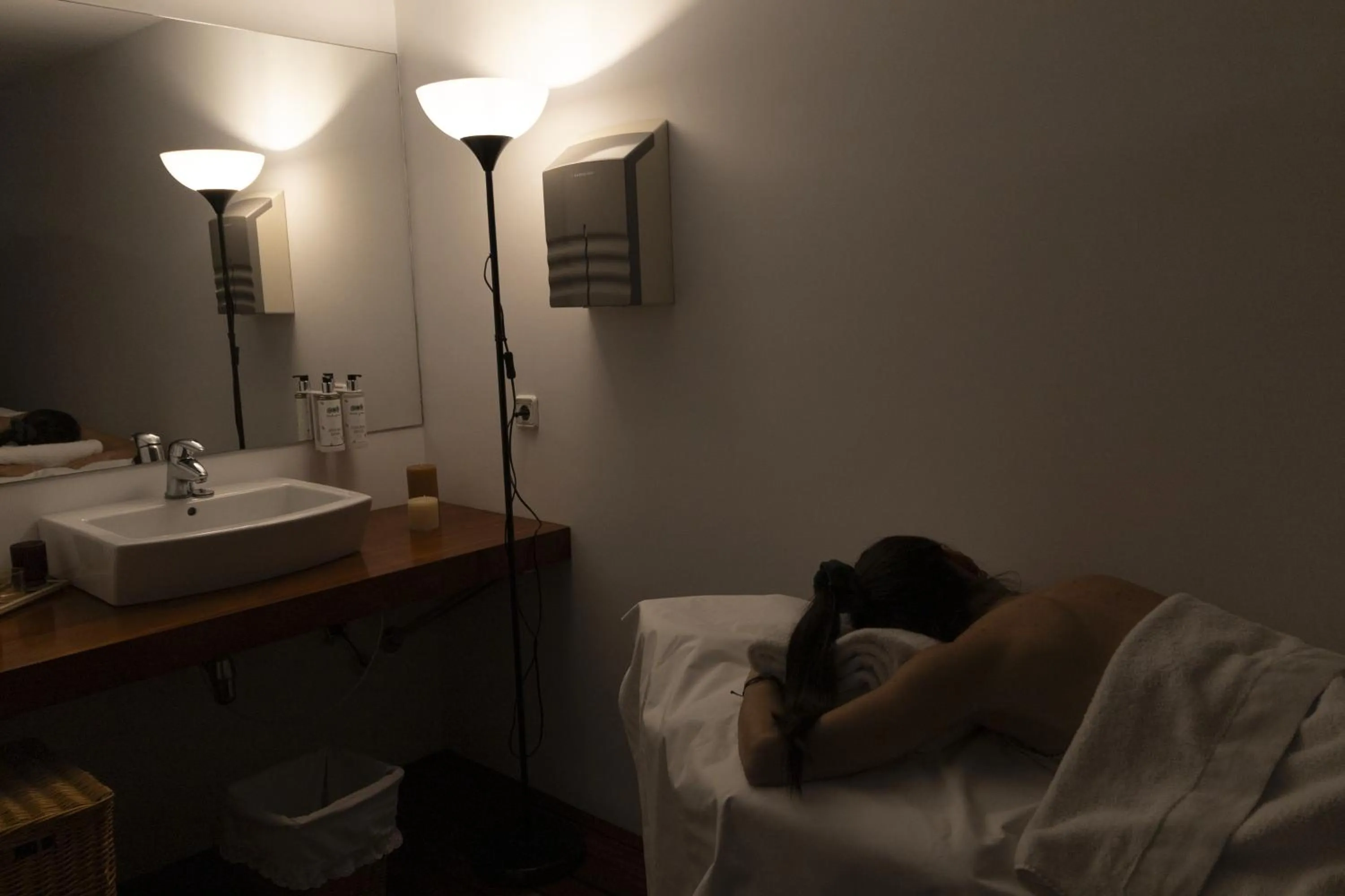 Massage in Best Western Premier CMC Girona