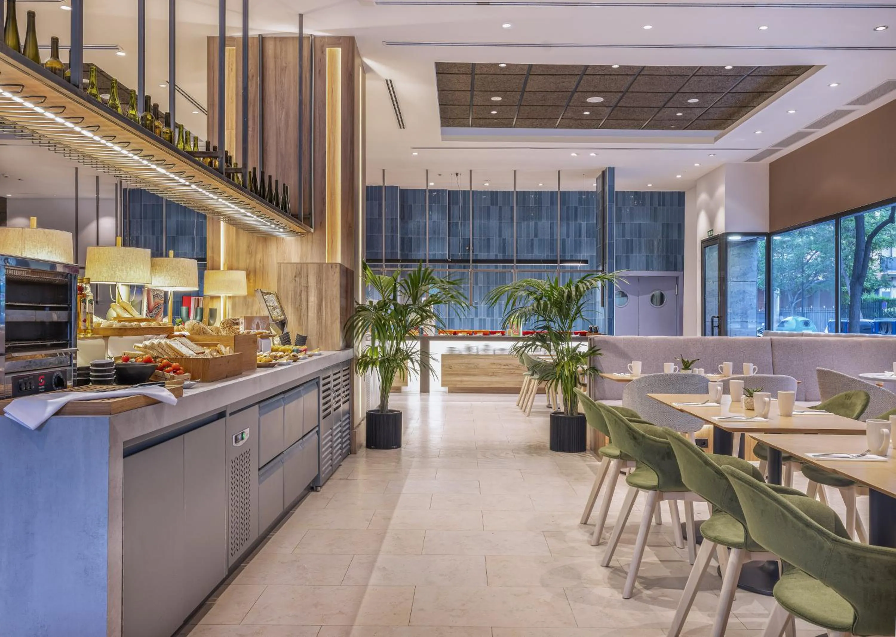 Restaurant/places to eat in INNSiDE by Melia Valencia Oceanic