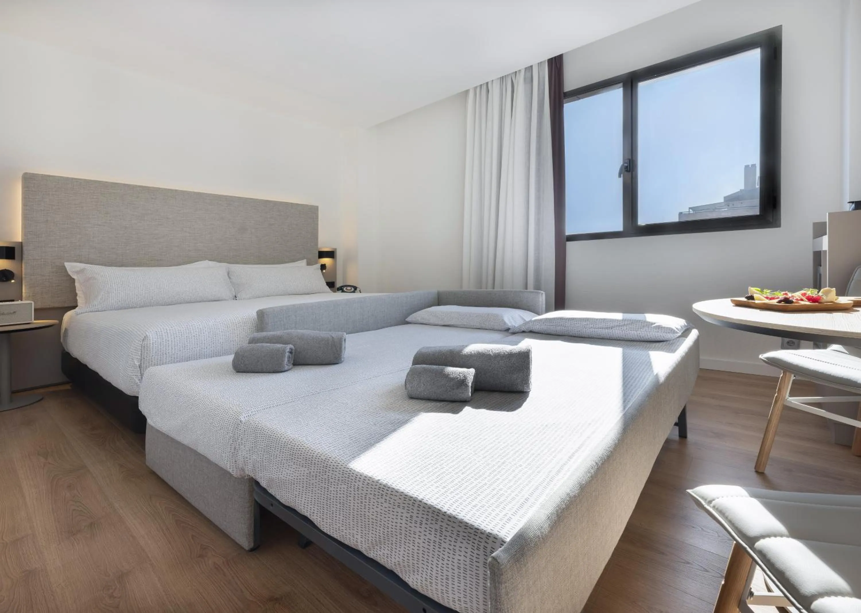 Bedroom, Bed in INNSiDE by Melia Valencia Oceanic