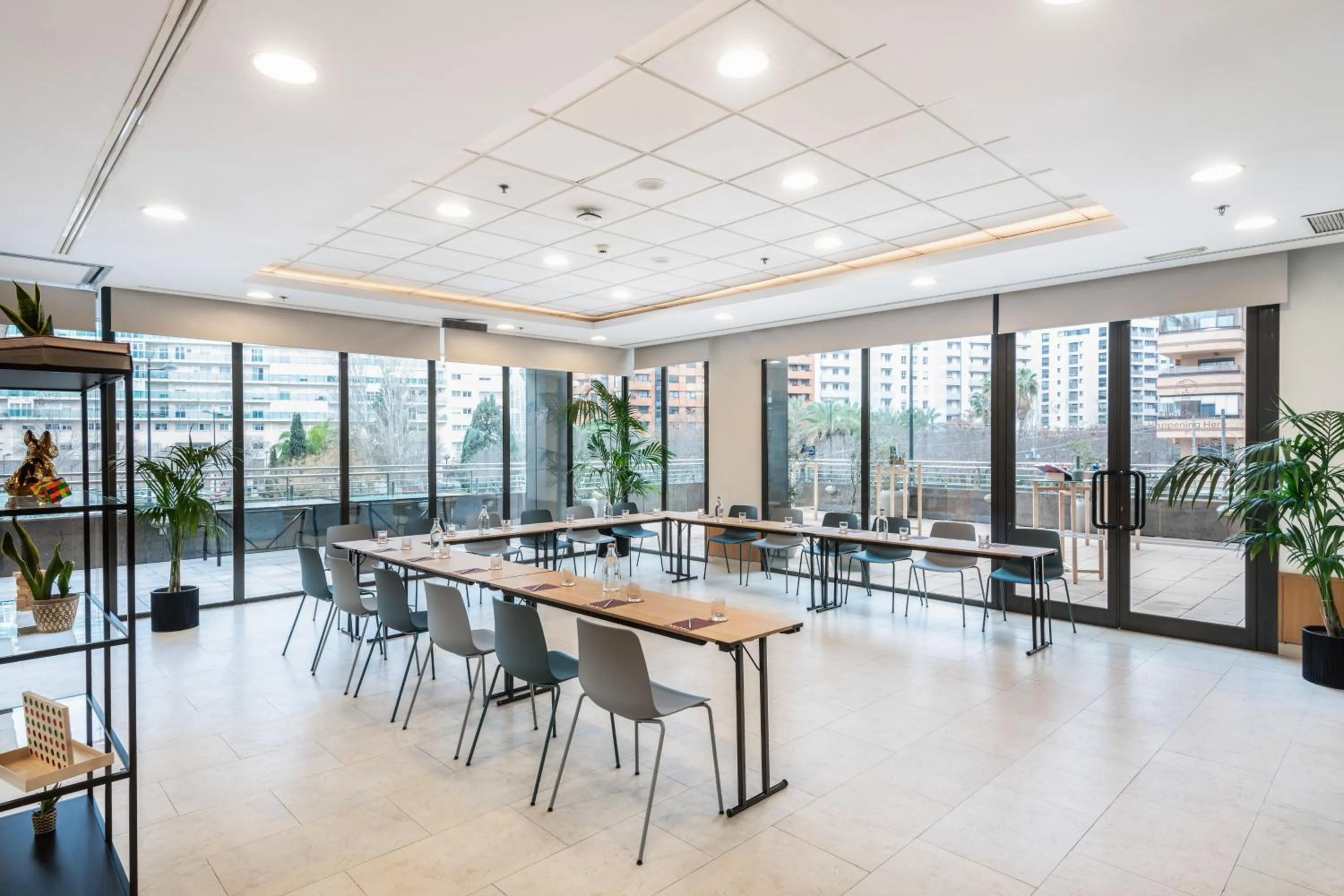 Meeting/conference room in INNSiDE by Melia Valencia Oceanic