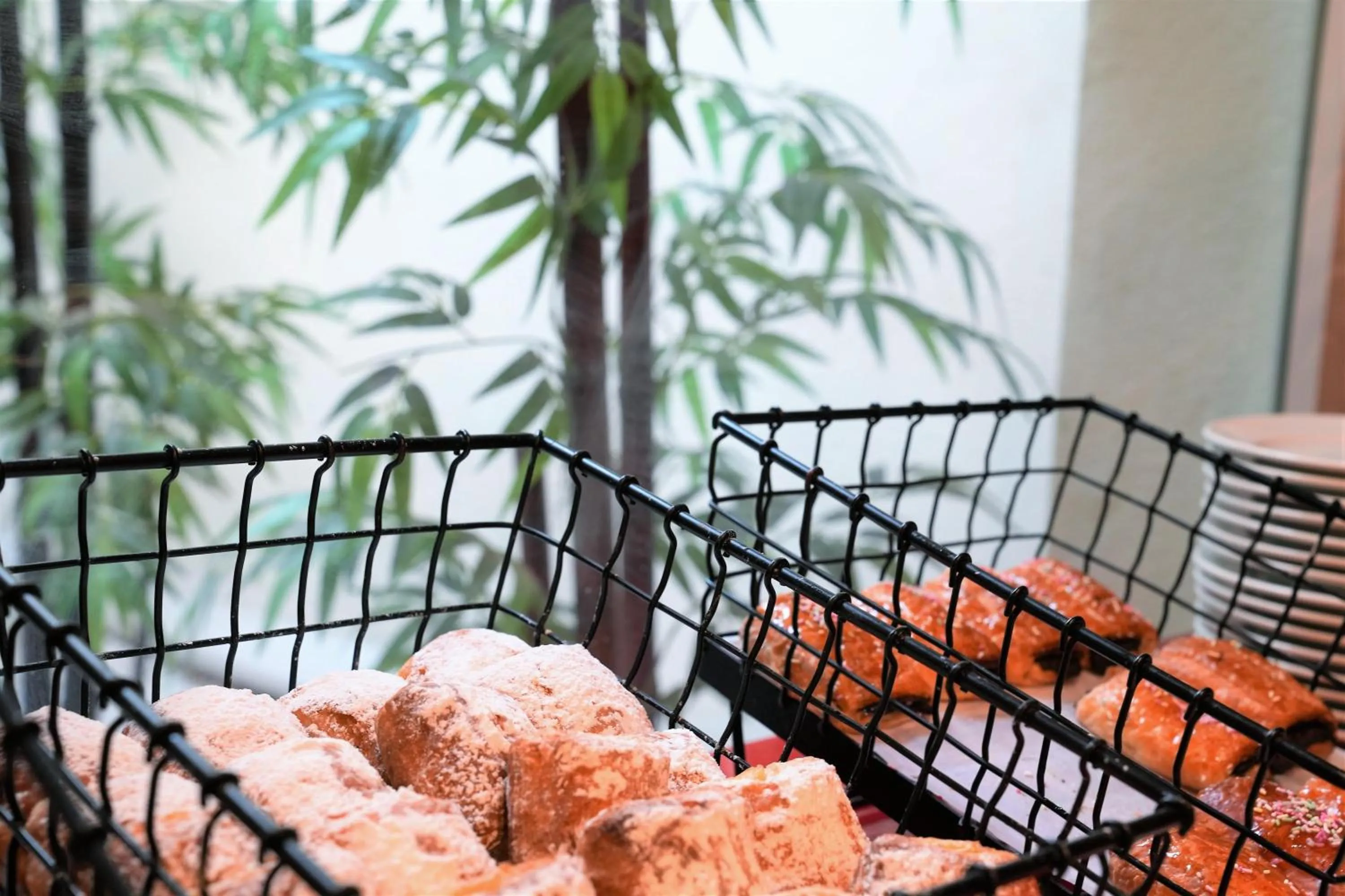 Restaurant/places to eat in Port Azafata Valencia