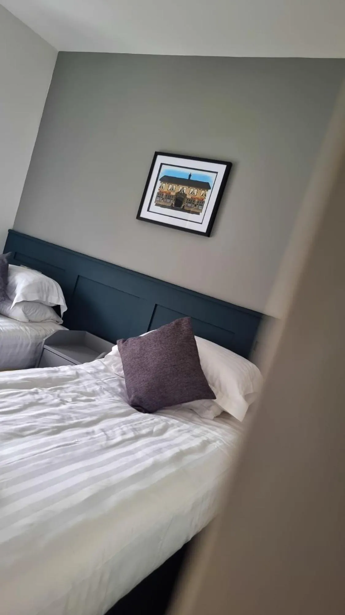 Bed in The Friendship Hotel