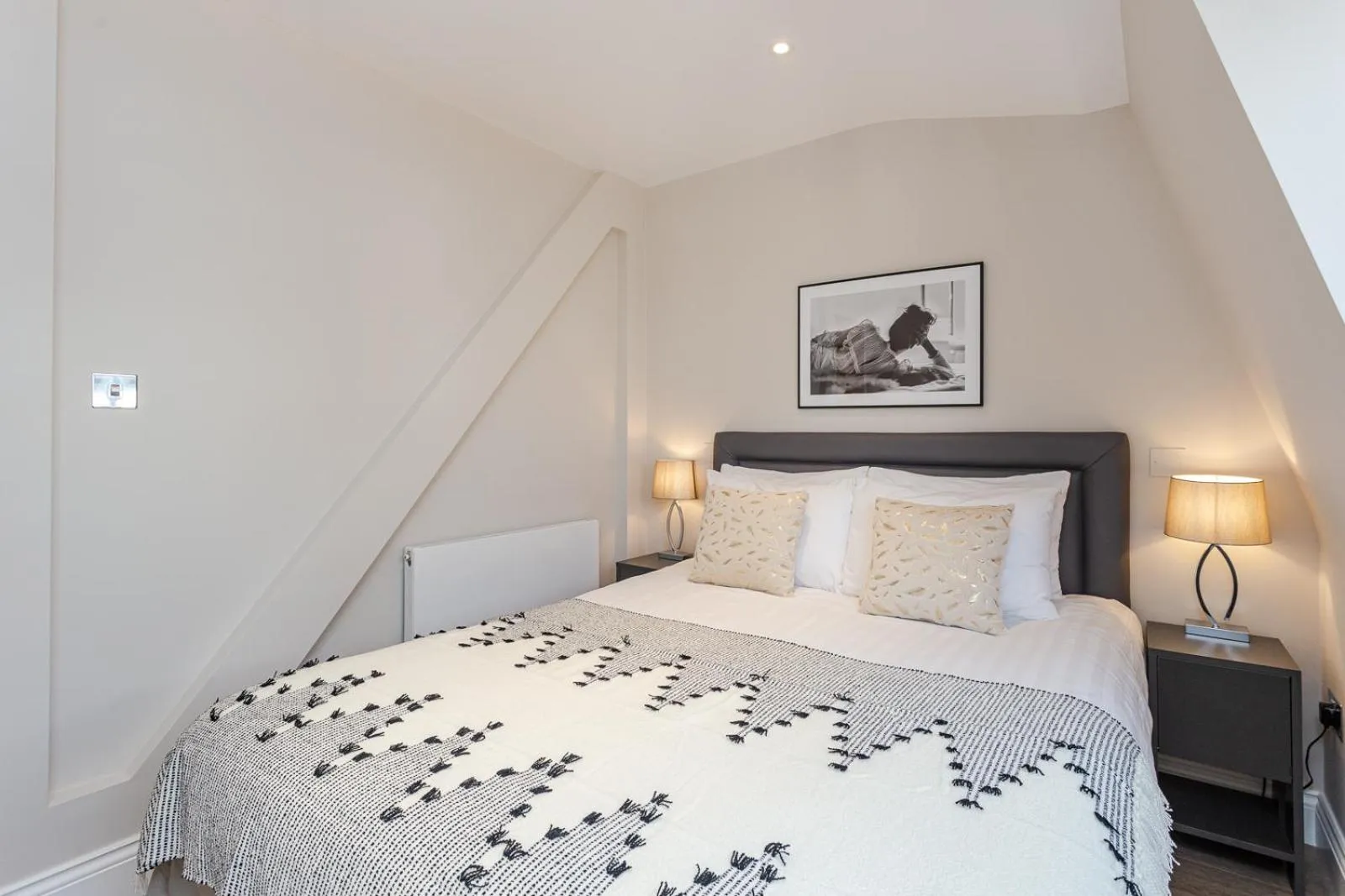 Bed in Cleveland Residences Farringdon