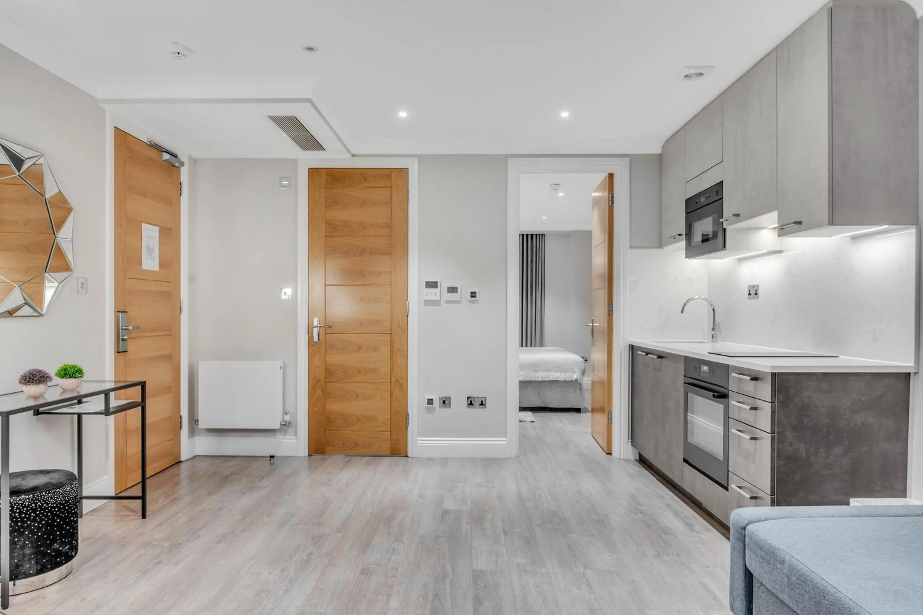 Kitchen or kitchenette, Bed in Cleveland Residences Farringdon