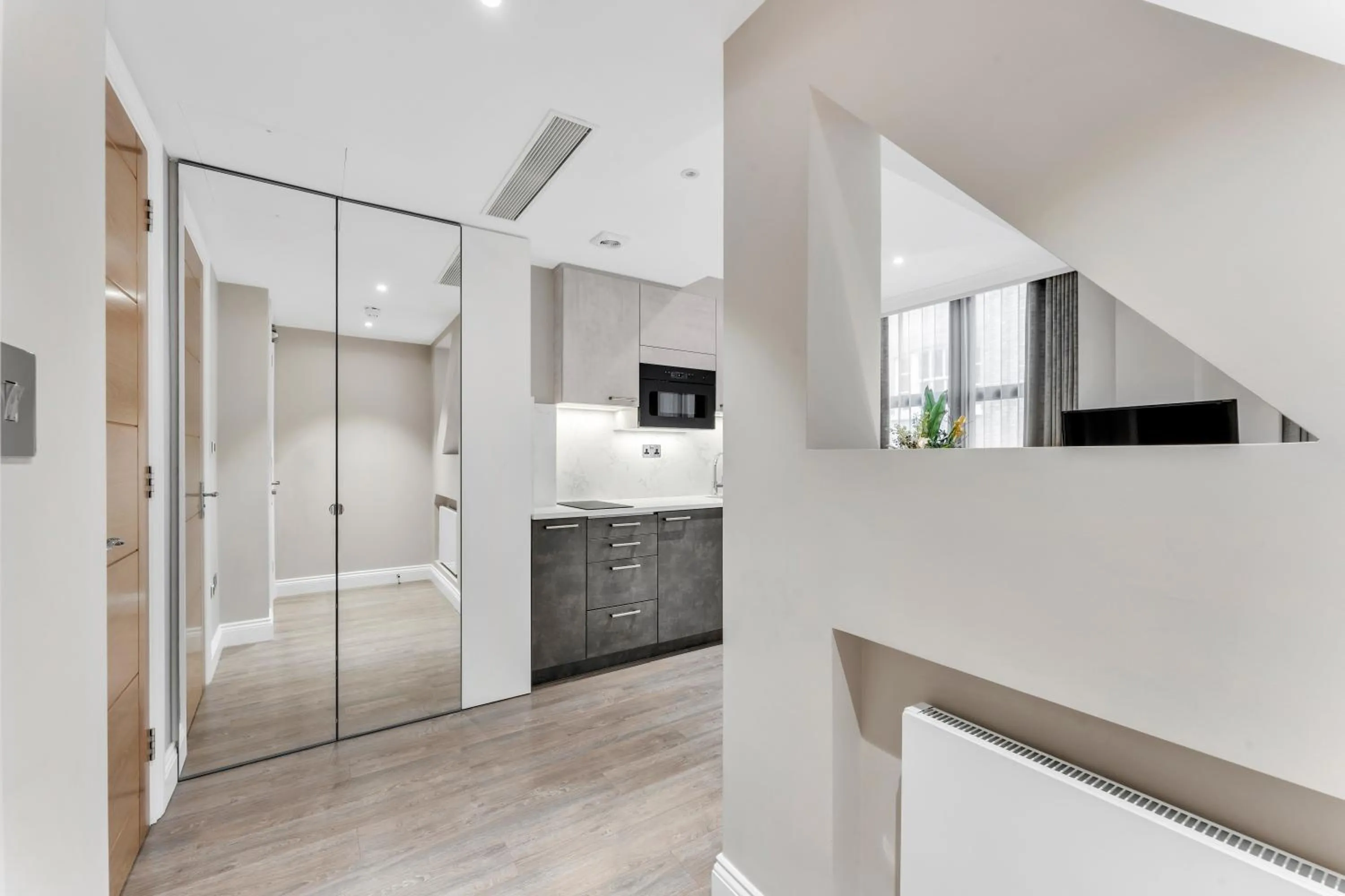 Kitchen or kitchenette in Cleveland Residences Farringdon